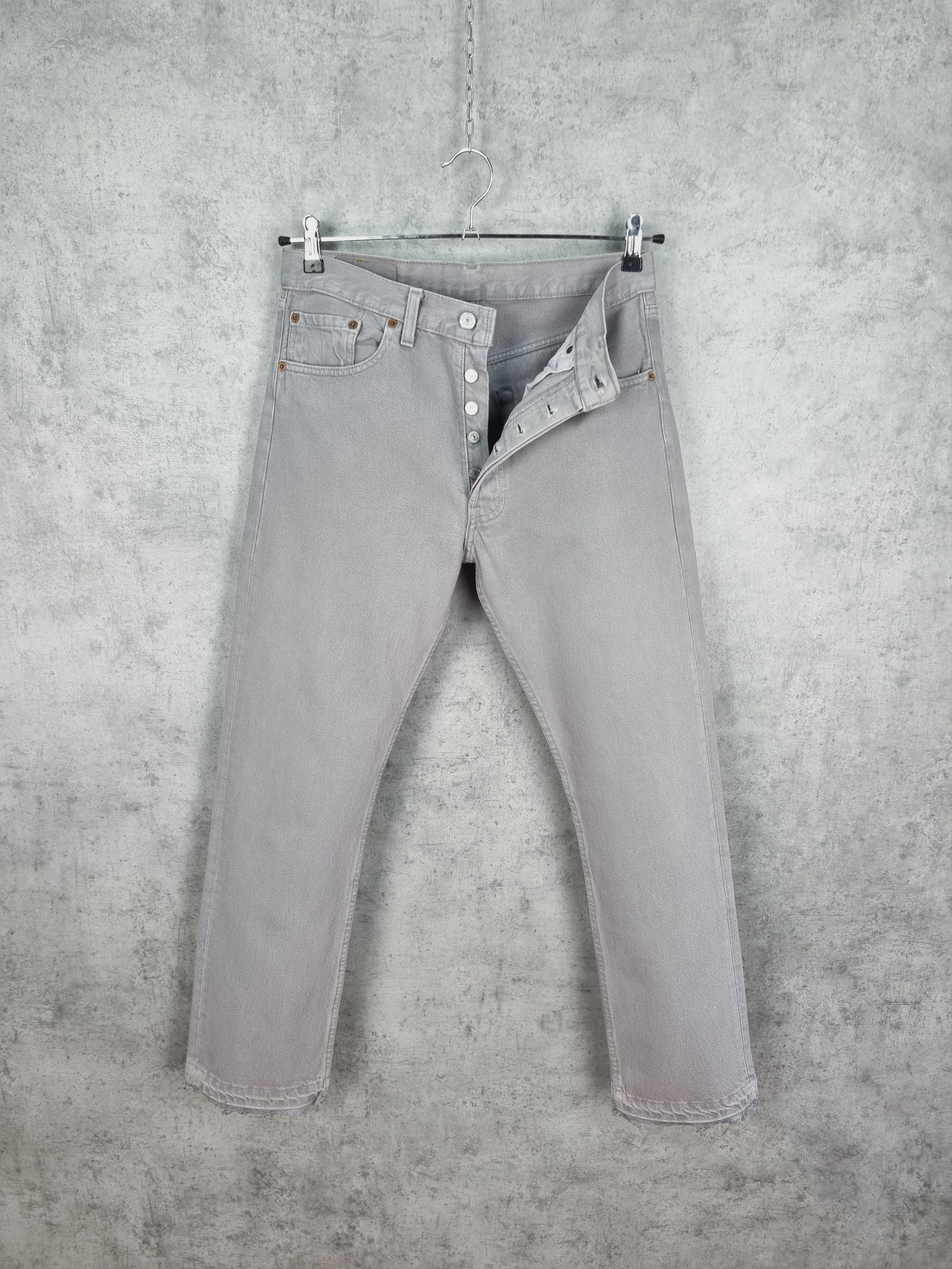 Levi's × Levi's Vintage Clothing 90s Levi's 501 Gray Denim Buttons Flies Jeans Size US 31 - 1 Thumbnail