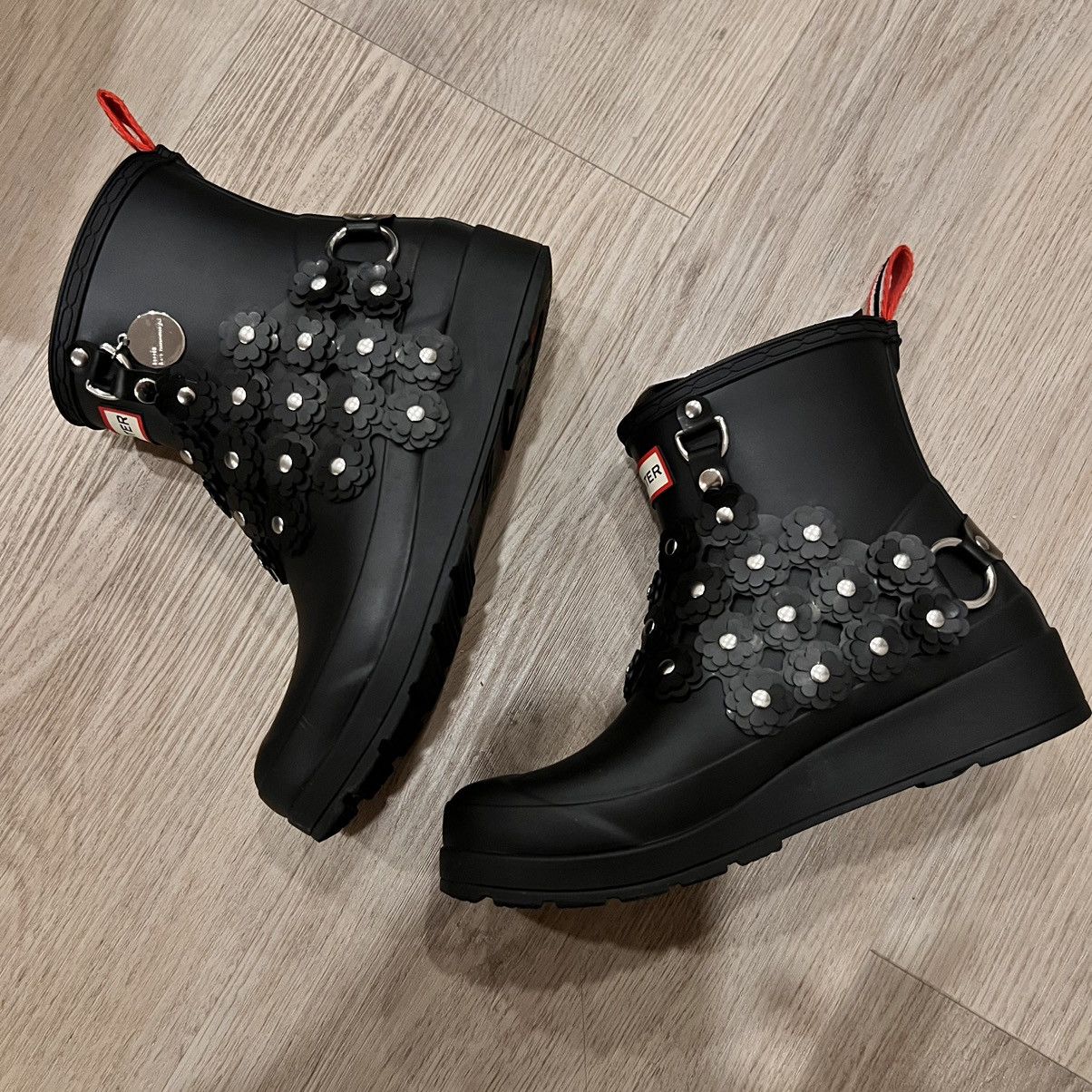 Noir Kei Ninomiya x Hunter chain-embellished rain boots Noir