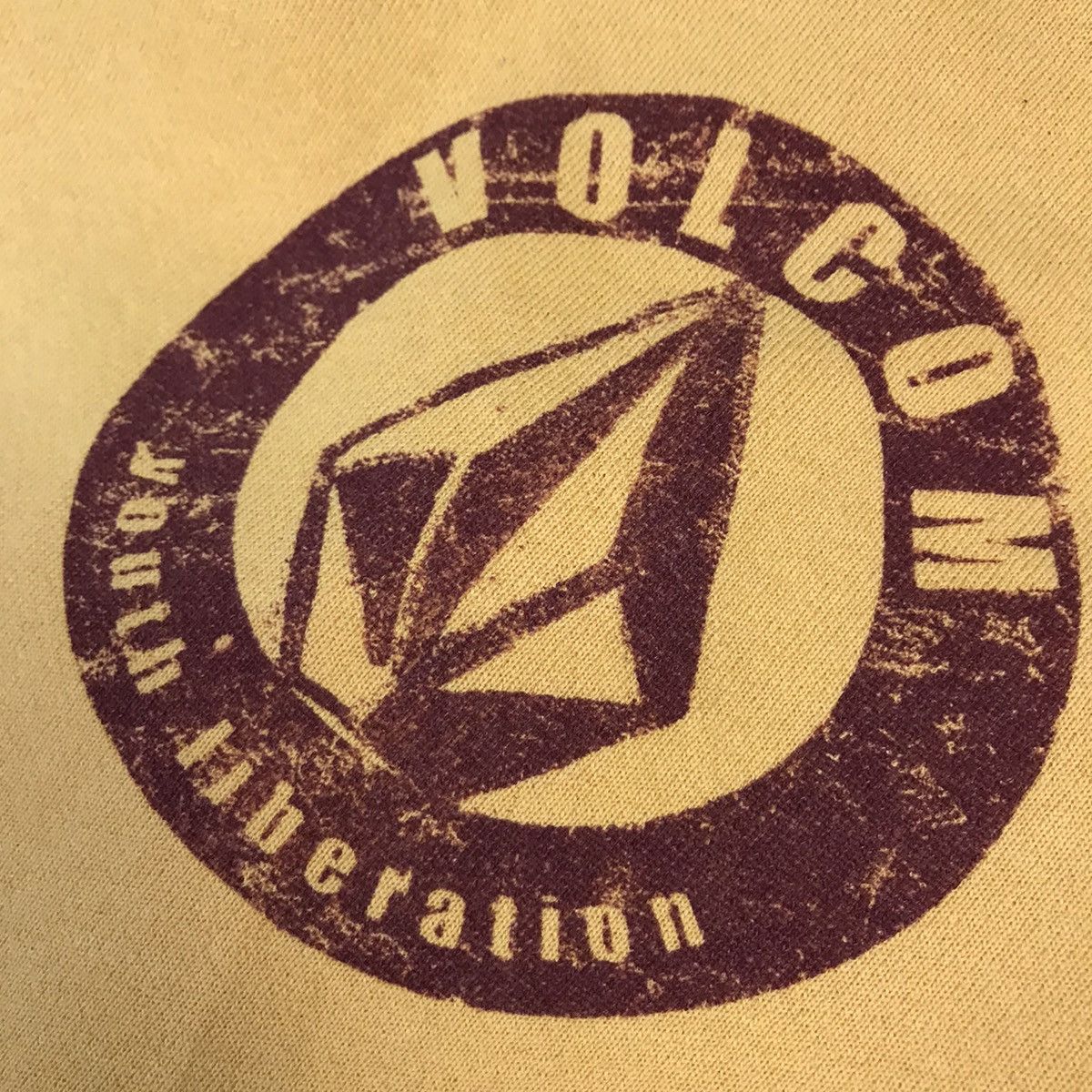 Vintage × Volcom Vintage Volcom design logo sweatshirt yellow colour Size US L / EU 52-54 / 3 - 8 Thumbnail