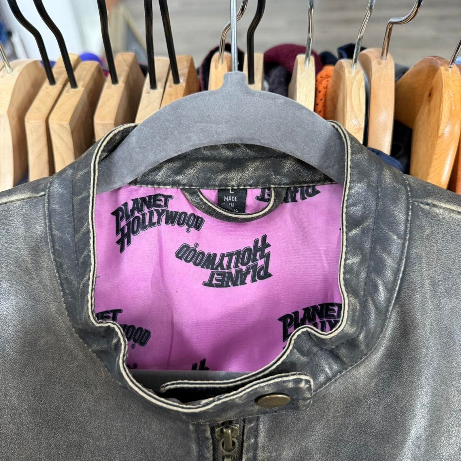 Planet Hollywood Vintage Women's Planet Hollywood New York Leather Jacket Size L / US 10 / IT 46 - 5 Thumbnail
