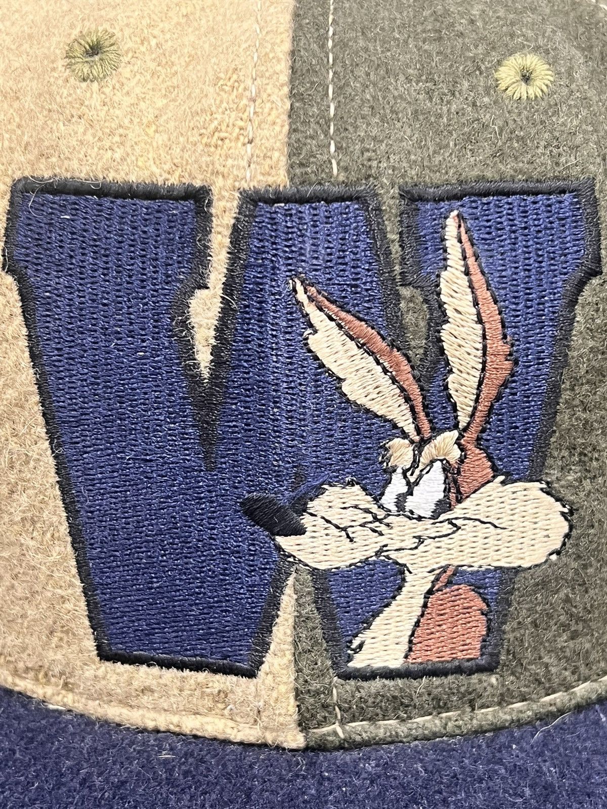Vintage Vintage 90s Wile E Coyote Wool Snapback Hat Size ONE SIZE - 2 Thumbnail