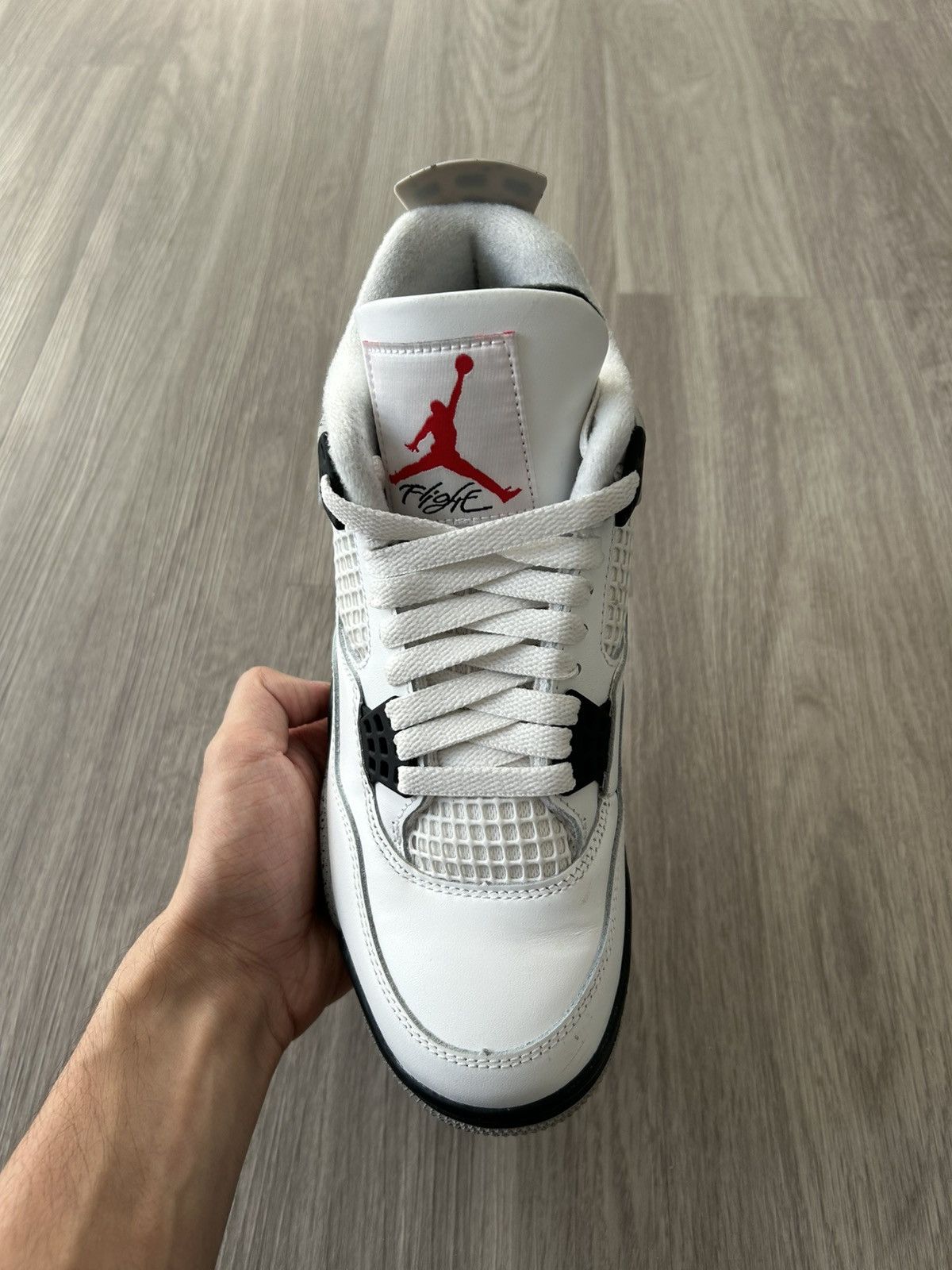 Jordan Brand Air Jordan Retro 4 White Cement 2025 Size 7 Size US 7 / EU 40 - 8 Thumbnail
