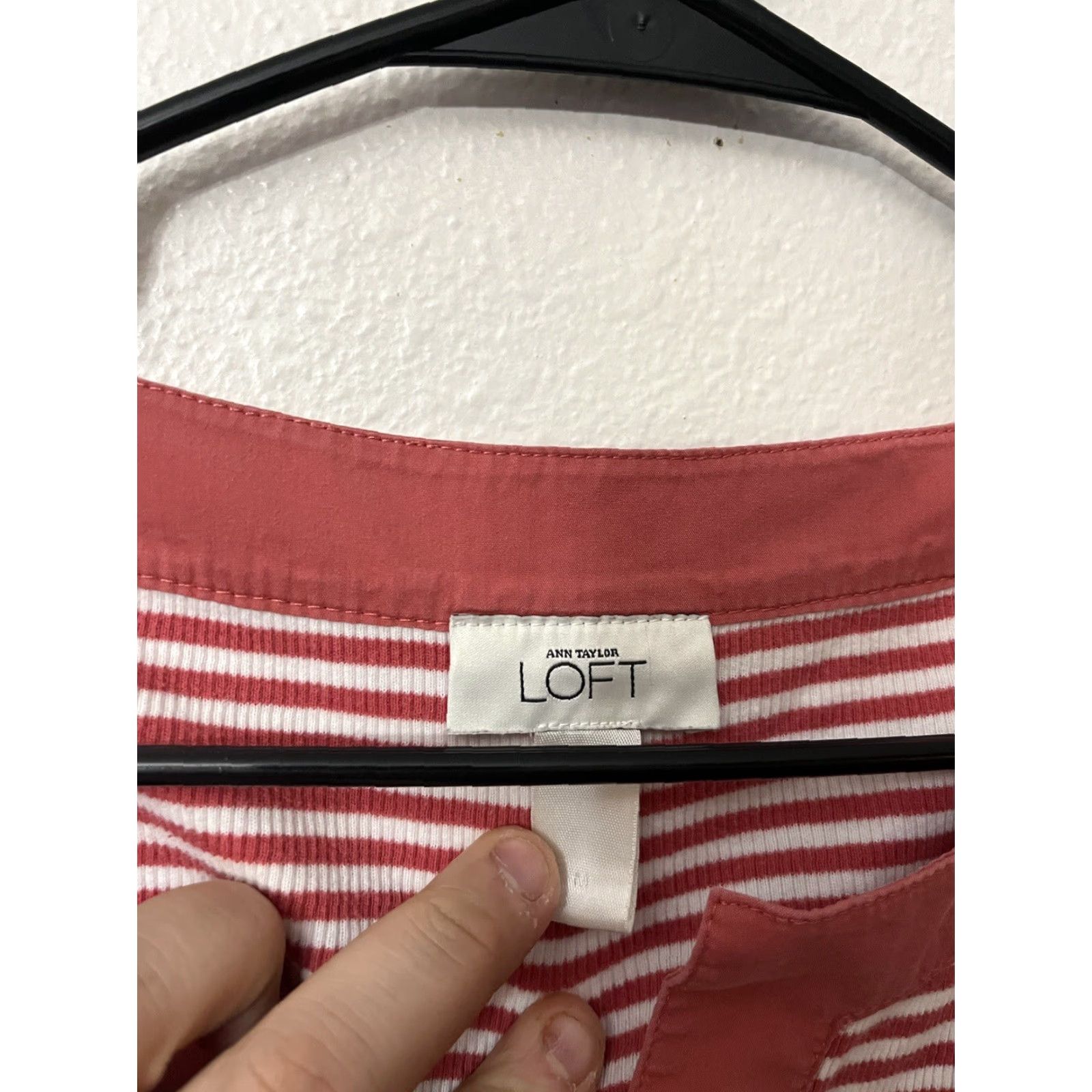 Loft VINTAGE LOFT Ann Taylor Pink Striped Pullover Sweater Women Medium Knit V-Neck Long Sleeve Slouchy Size M / US 6-8 / IT 42-44 - 3 Thumbnail