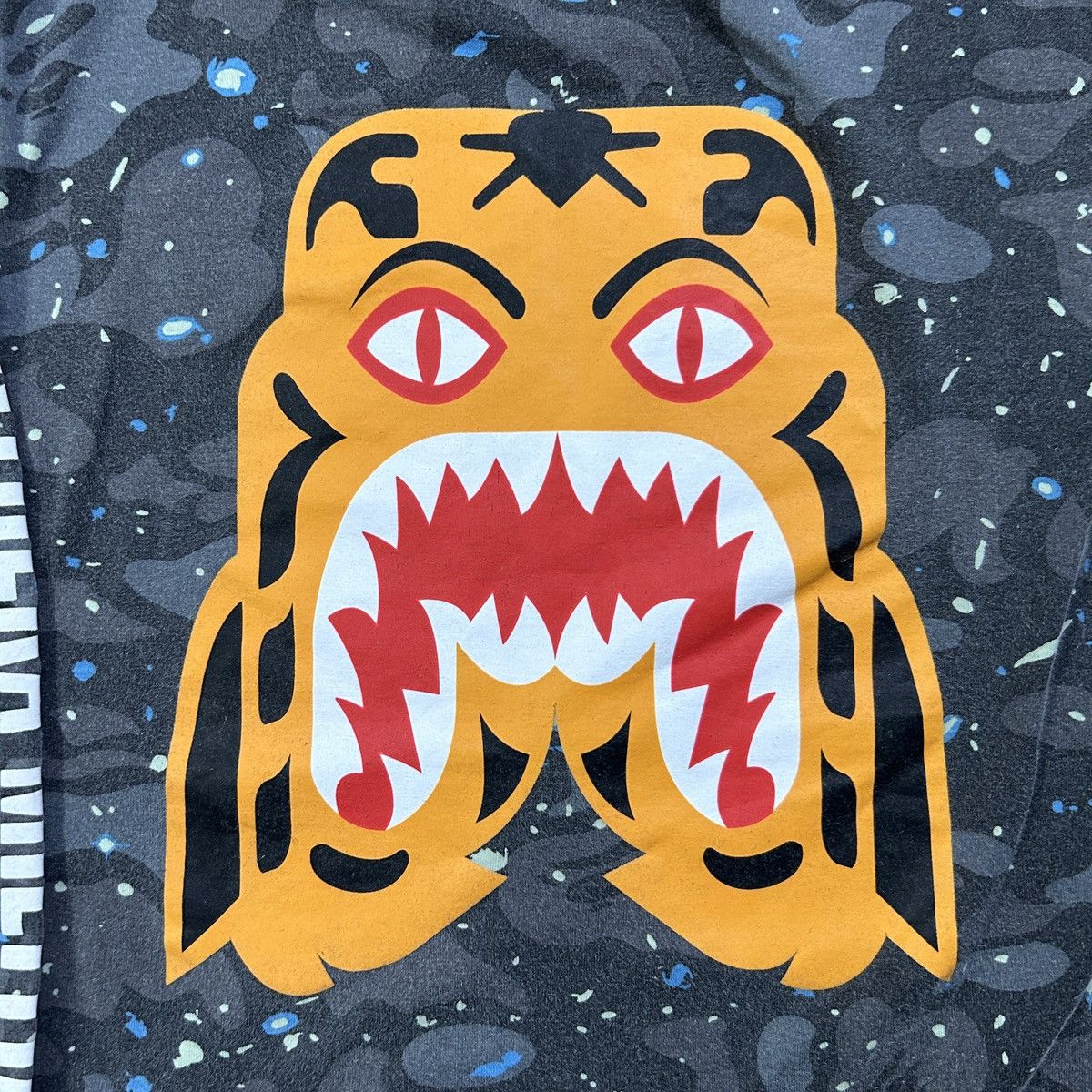 Bape BAPE Long Sleeve T Shirt Size US S / EU 44-46 / 1 - 5 Thumbnail