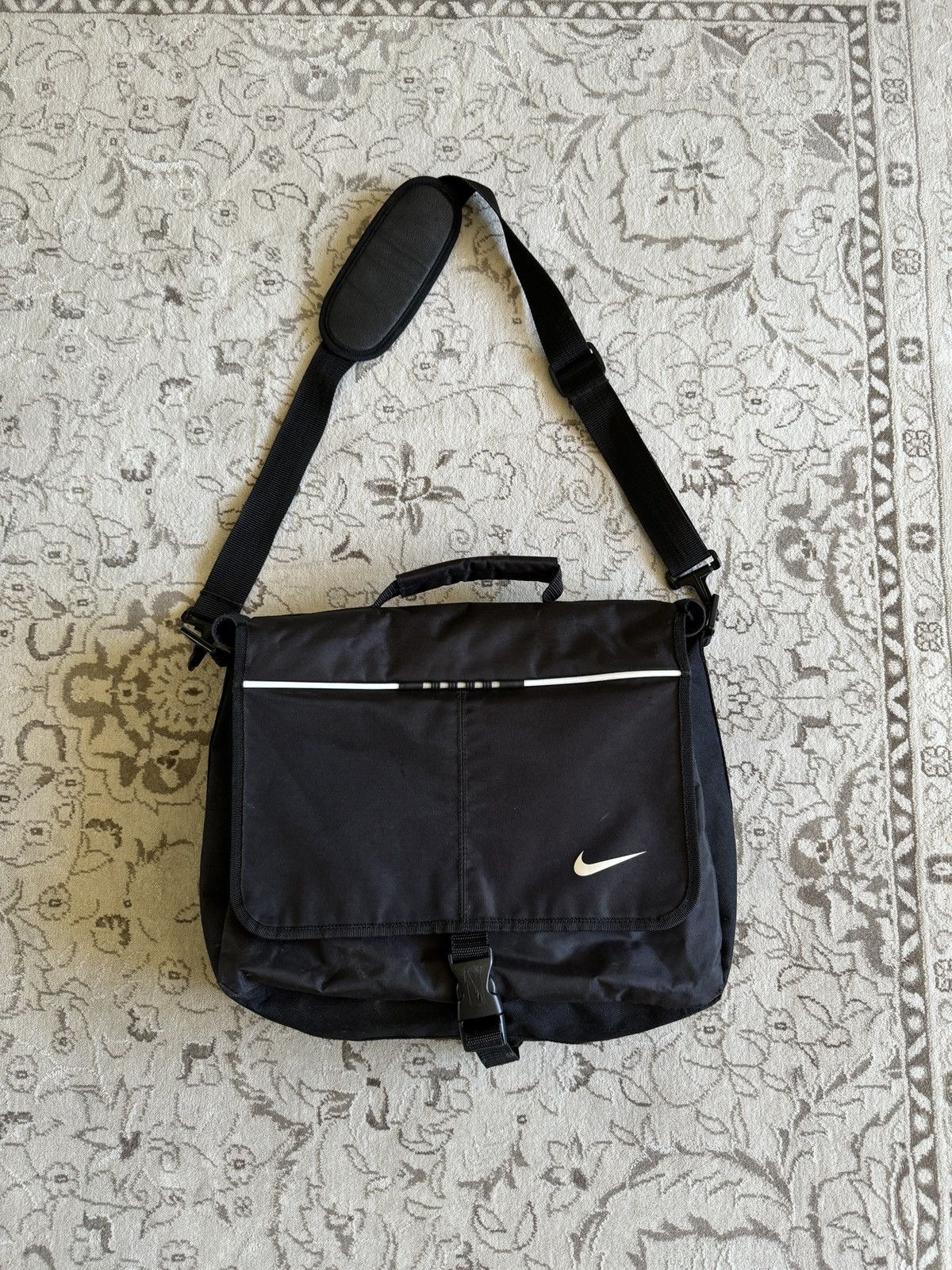 Nike ACG × Streetwear × Vintage Vintage Y2K Nike Messenger