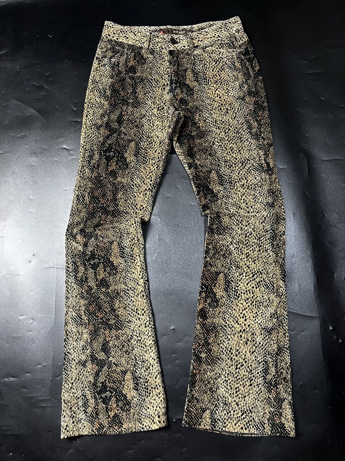 Japanese Brand Japanese snake python Super flare by Gozip Size US 28 / EU 44 - 10 Thumbnail