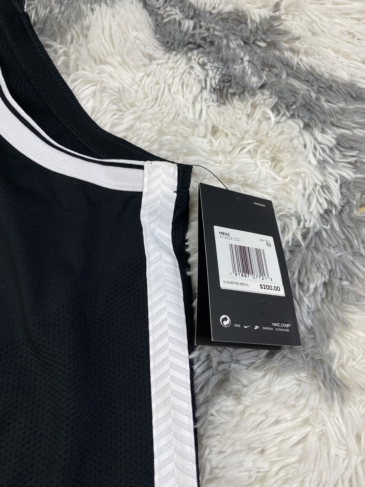 Nike BROOKLYN NETS NBA AUTHENTIC BASKETBALL JERSEY NIKE MEN Size US XL / EU 56 / 4 - 4 Thumbnail