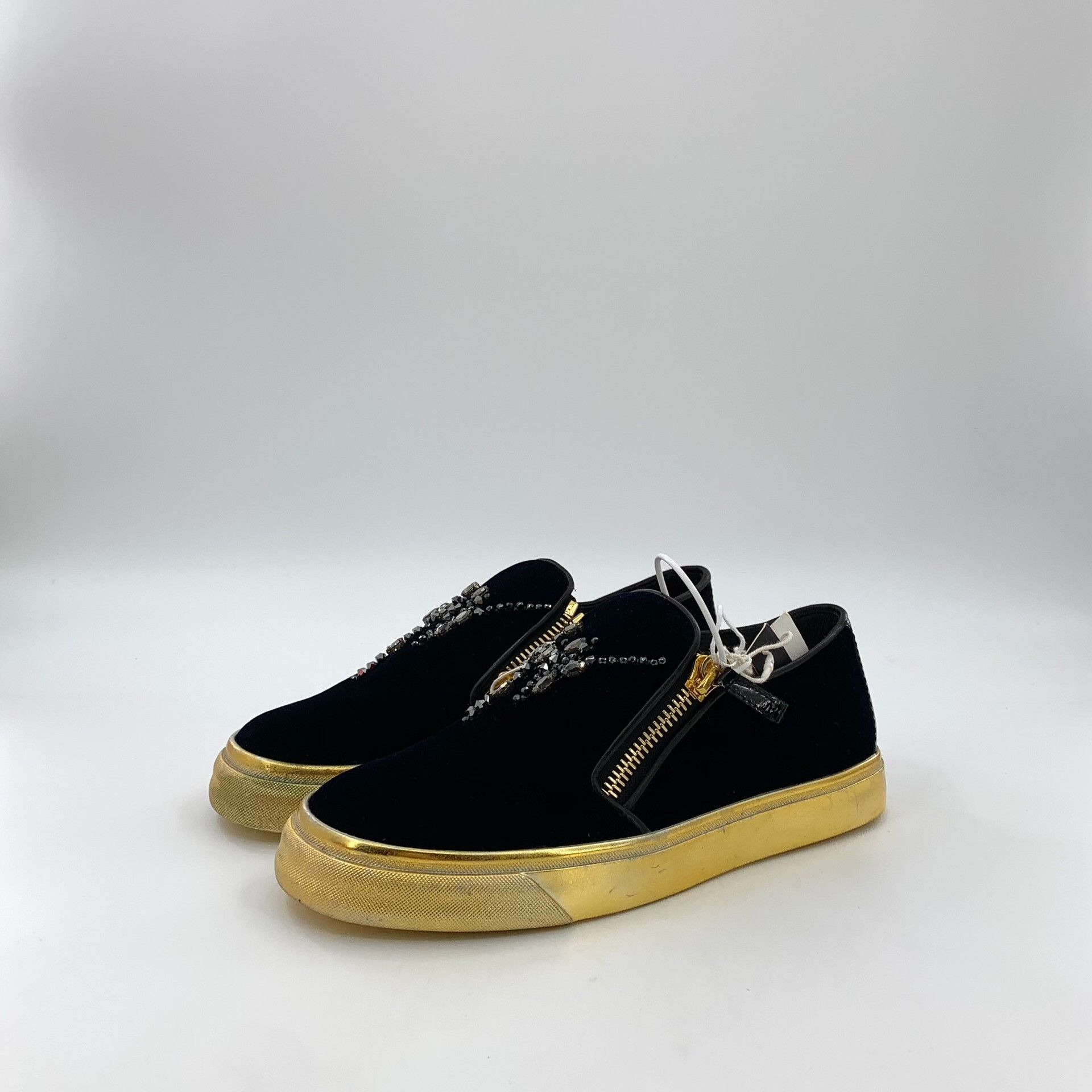 Giuseppe Zanotti Giuseppe Zanotti Black Lowtop Sneakers 38 Women Size US 7.5 / IT 37.5 - 1 Thumbnail
