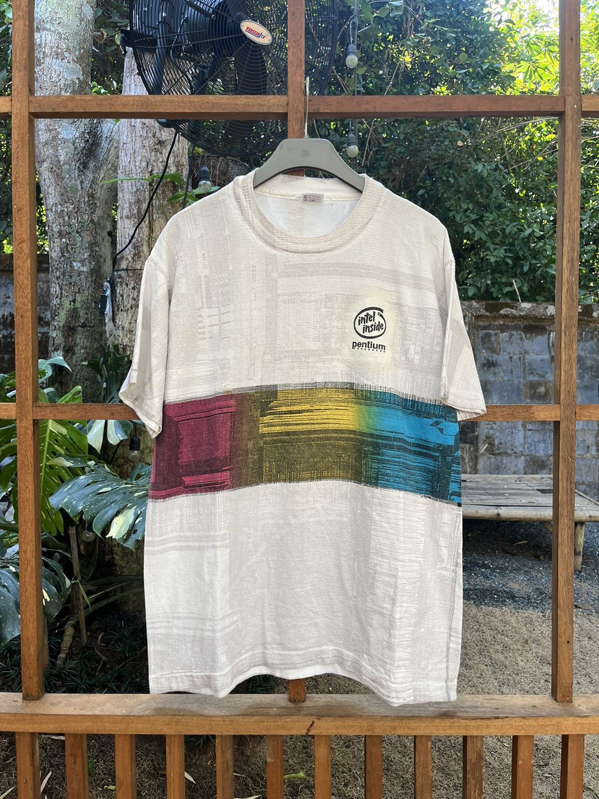 Microsoft × Vintage Vintage (AOP) intel inside pentium processor 90’s Tshirt Size US XL / EU 56 / 4 - 2 Thumbnail