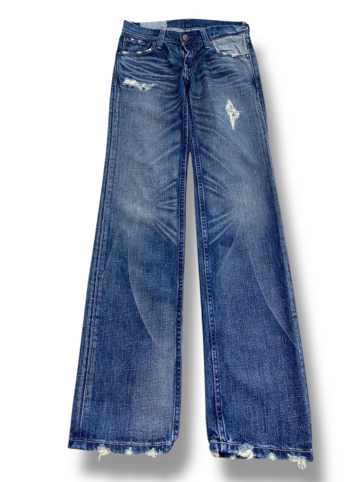 Levi's Vintage Levi’s Faded Blue Wash Style Ripped Jeans Size US 28 / EU 44 - 1 Thumbnail
