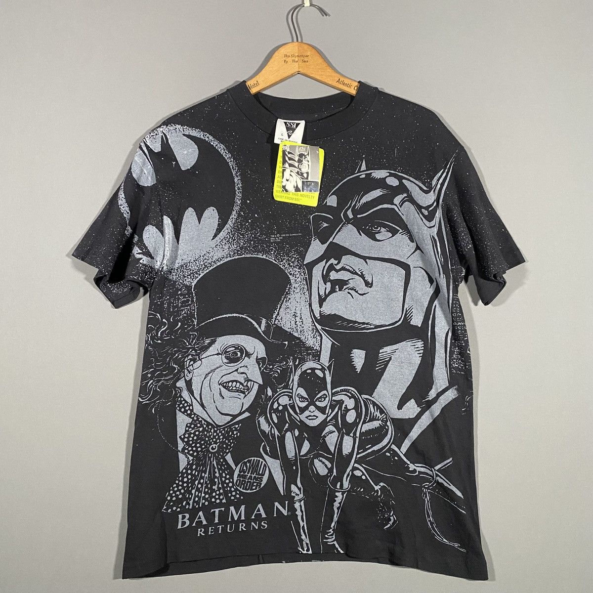DC Comics 1992 Batman Returns AOP NWT Large Size US L / EU 52-54 / 3 - 1 Thumbnail