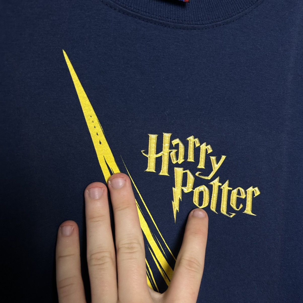 Vintage Vintage Harry Potter 2001 Big logo Movie Tee size S Size US S / EU 44-46 / 1 - 3 Thumbnail