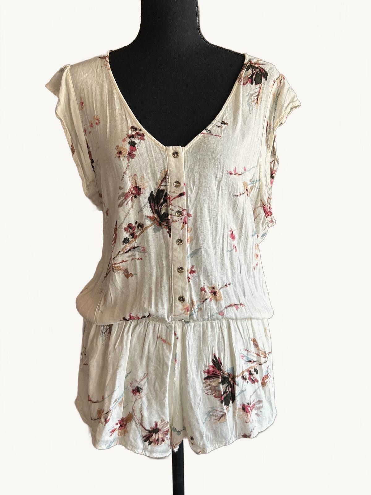 Designer Beach Bunny Niko Romper Size XL Cream Floral Button Front Size 40" / US 18 - 1 Thumbnail