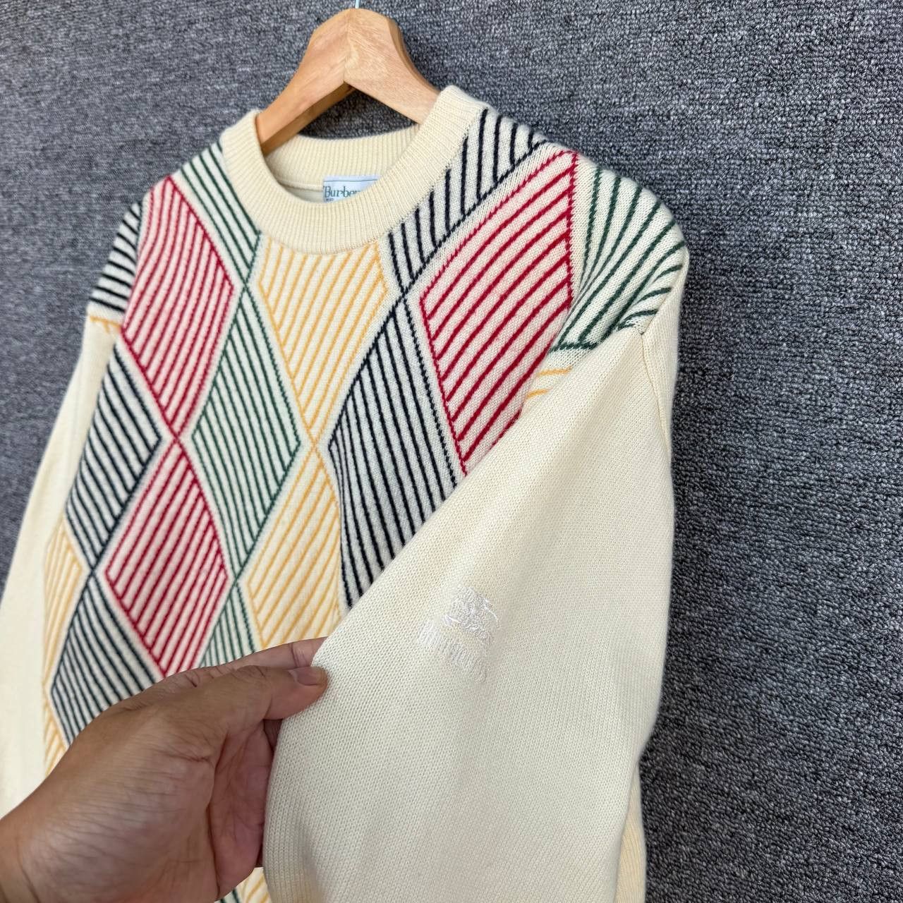 Burberry Vintage Burberrys’ London Argyle Knit Diamond 90s Sweater Size US L / EU 52-54 / 3 - 5 Thumbnail