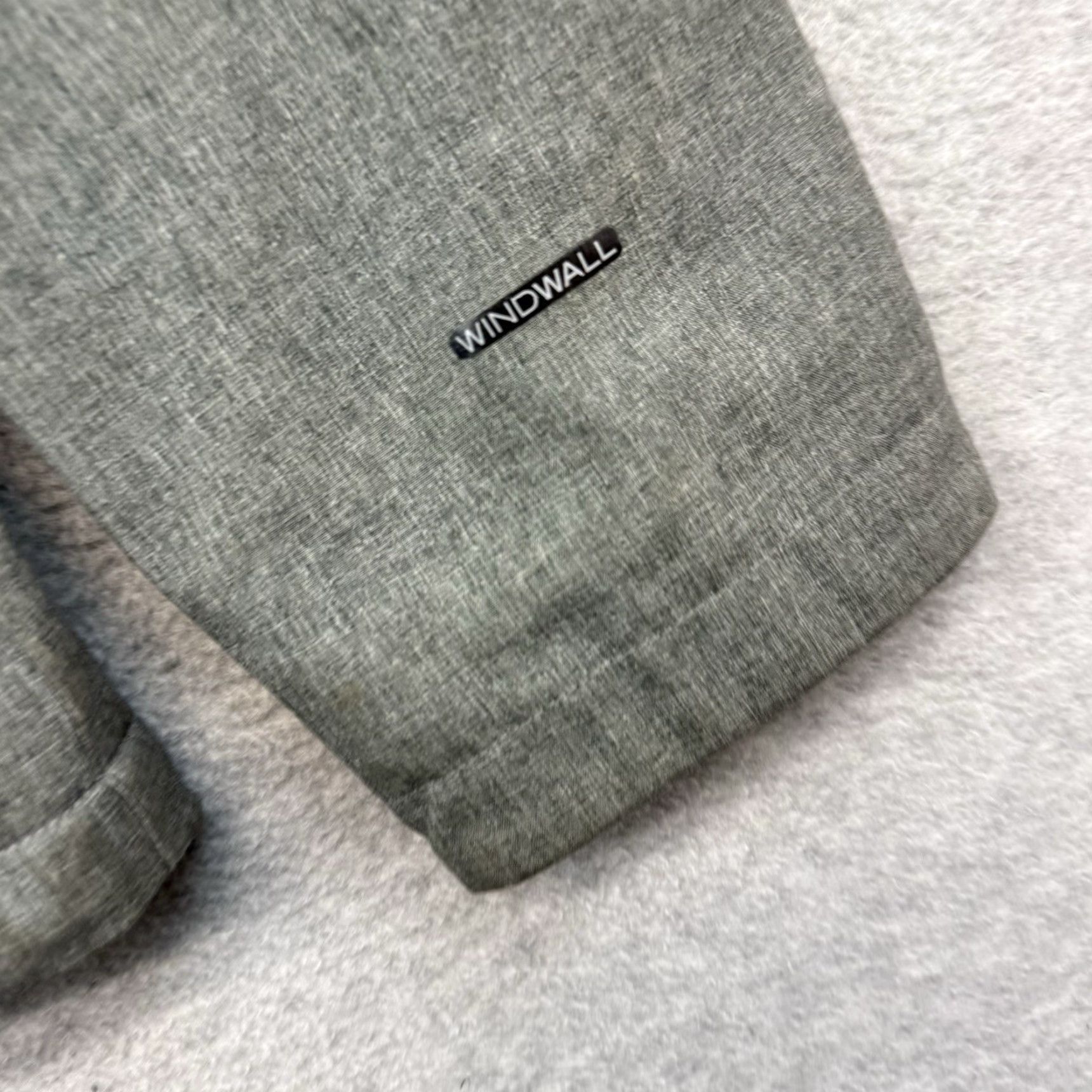 The North Face VINTAGE The North Face Windwall Women's Softshell Jacket XL Gray Zip Hooded Size XL / US 12-14 / IT 48-50 - 2 Thumbnail