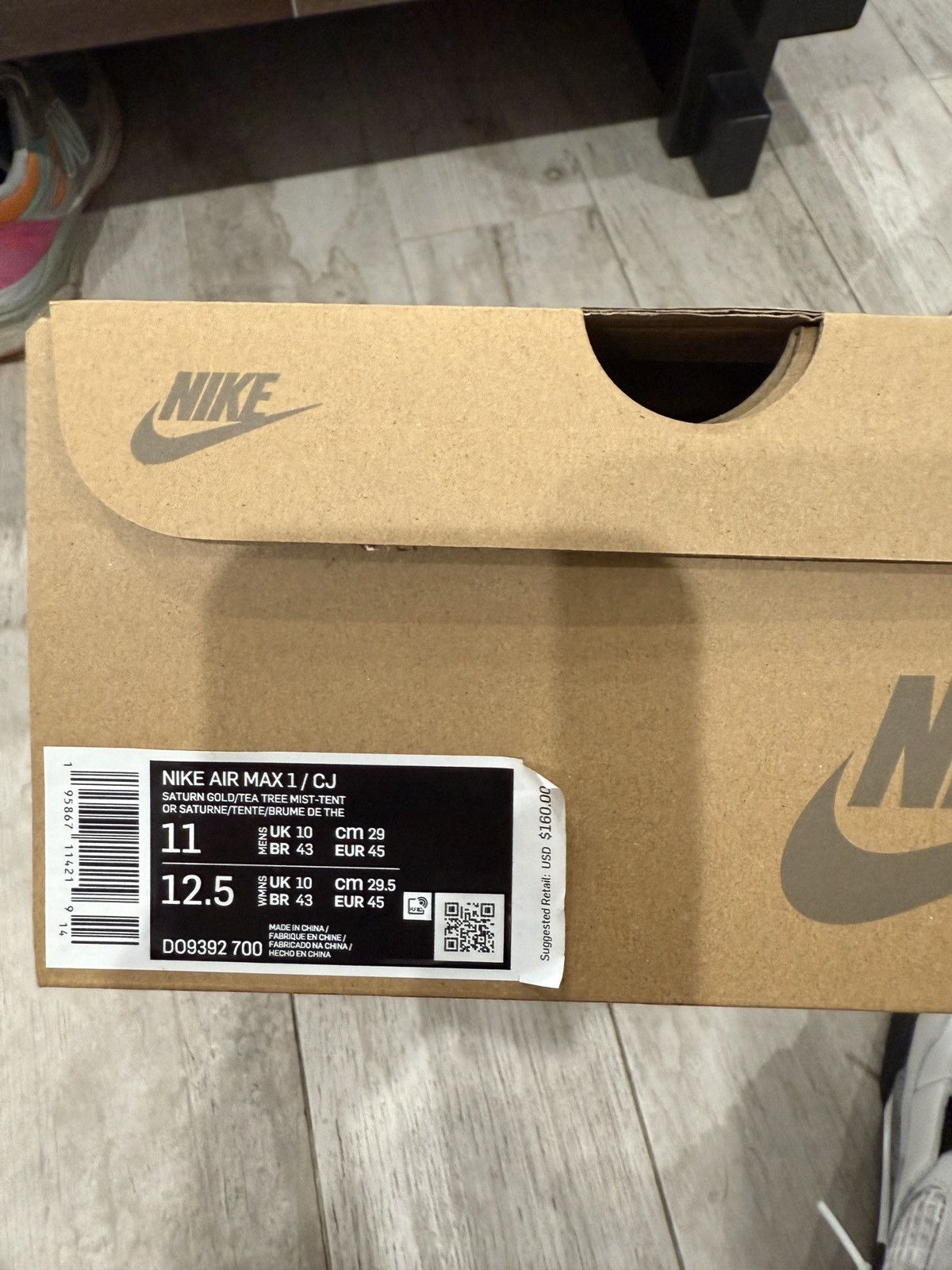 Nike × Travis Scott Nike Air Max 1 Travis Scott Saturn Gold Size US 11 / EU 44 - 6 Thumbnail