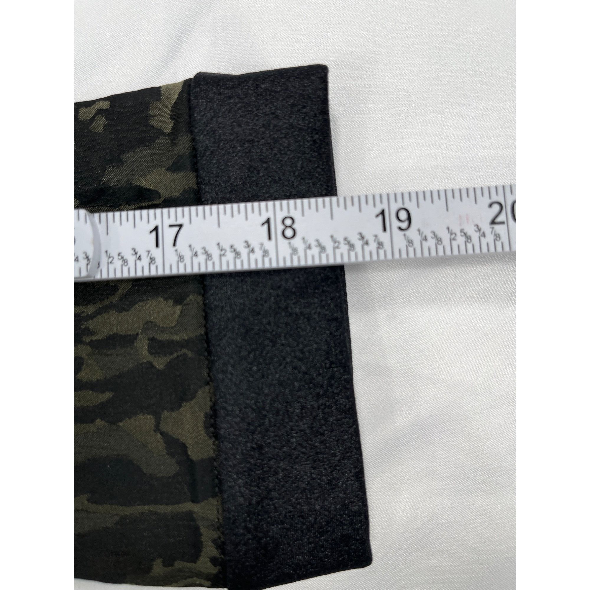 Nicole Miller Nicole Miller SKU 7663 Camo Print Zip Front dress Size 10 Size L / US 10 / IT 46 - 10 Thumbnail
