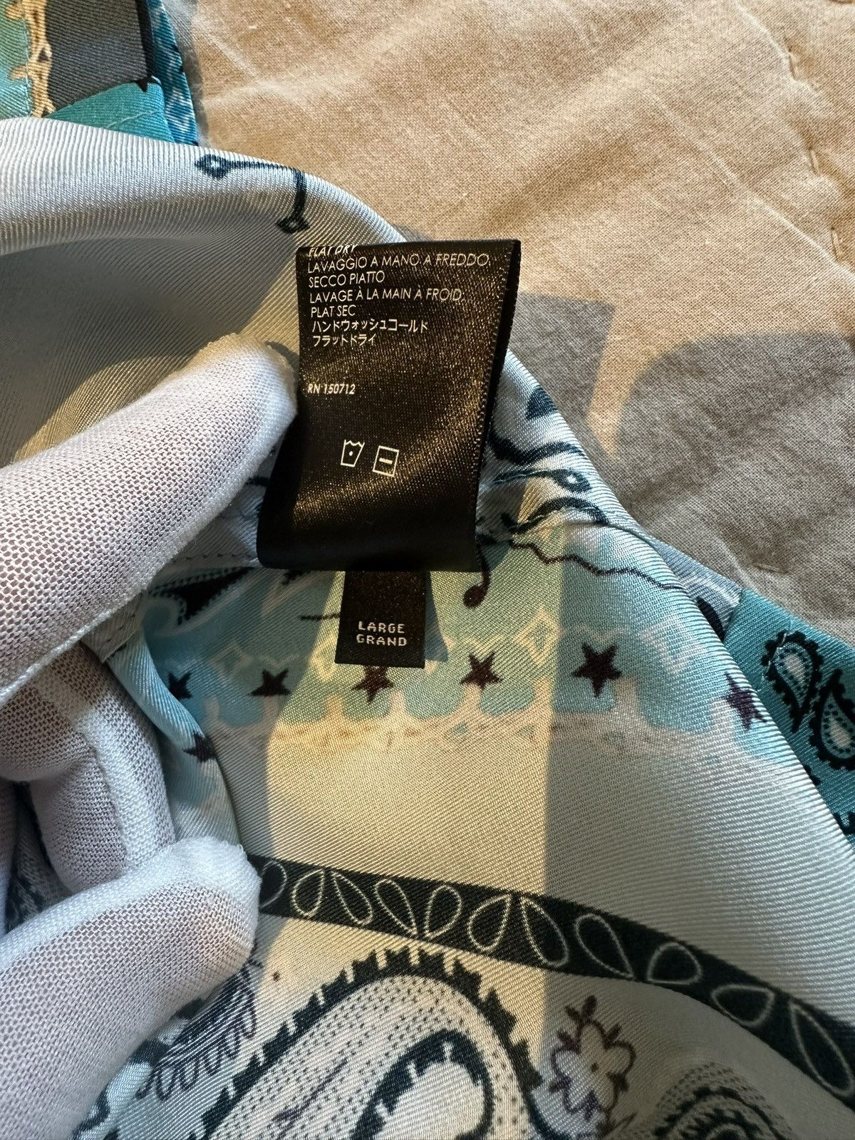 Amiri Bandana silk shirt Size US L / EU 52-54 / 3 - 13 Thumbnail