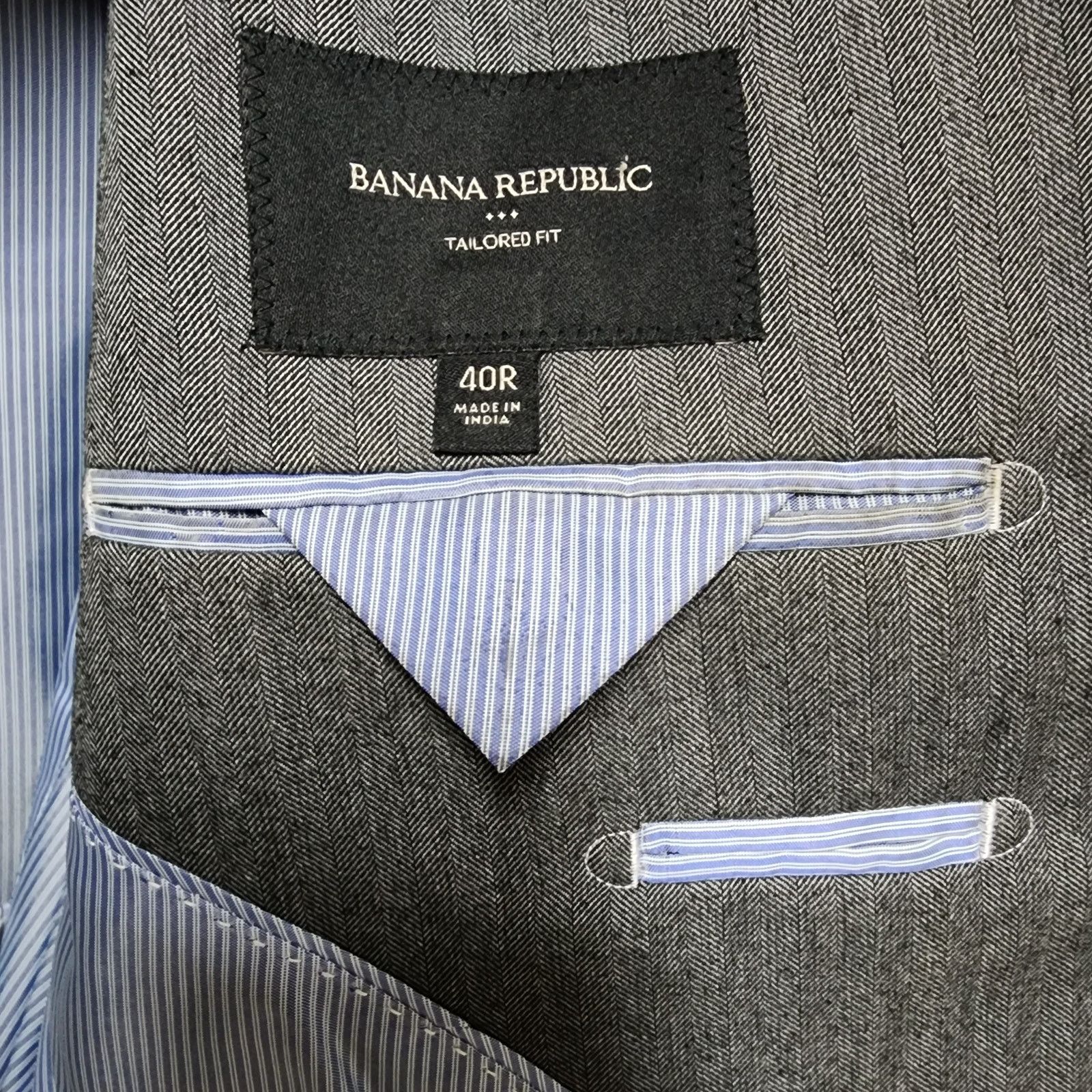 Banana Republic Banana Republic Grey Herringbone Blazer Tailored Fit 40 R Size US XXS / EU 40 - 4 Thumbnail
