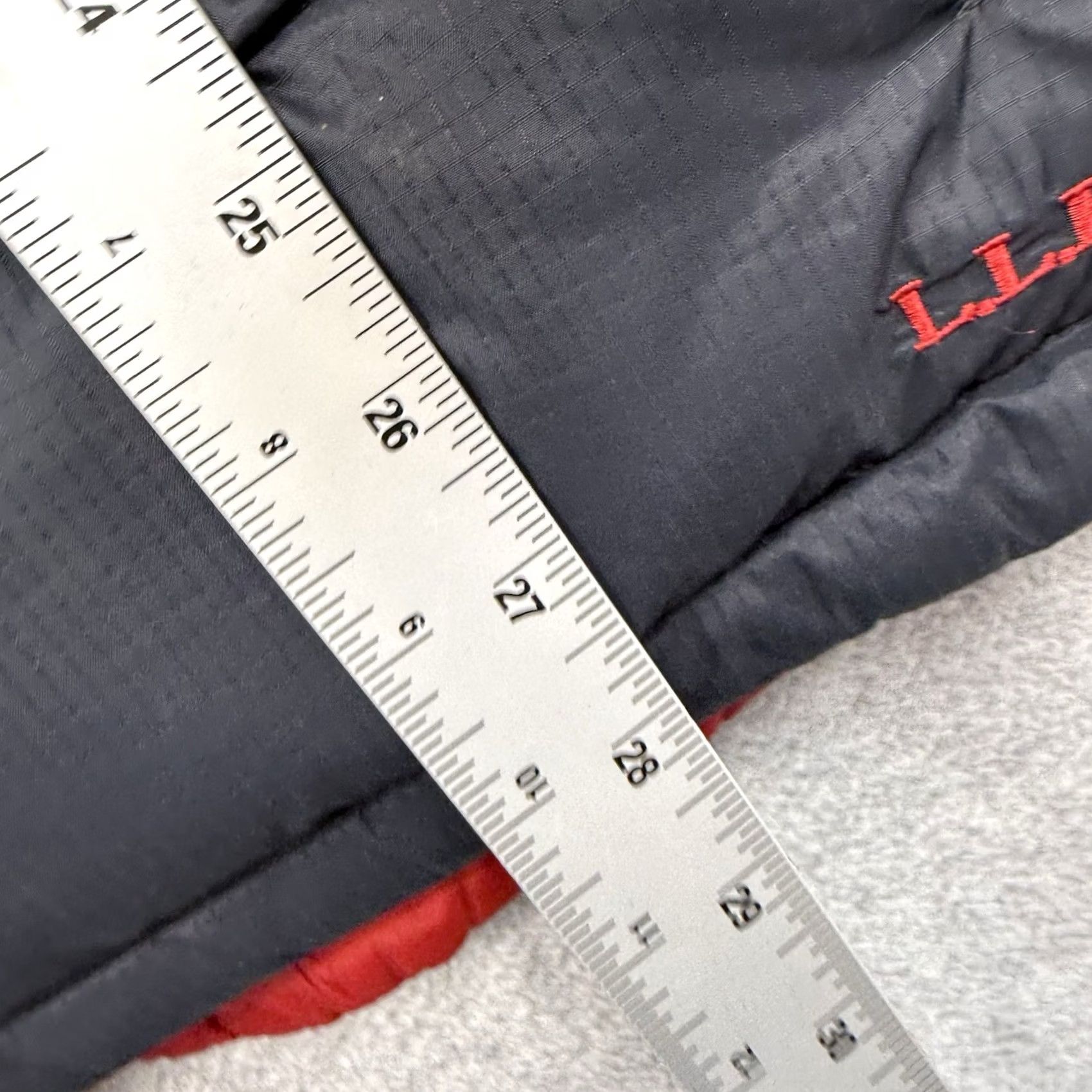 Vintage V.L.L.Bean Reversible Puffer Vest Vest Men XLT Tall Blue Red Full Zip XLT (Big & Tall) Size US XL / EU 56 / 4 - 5 Thumbnail