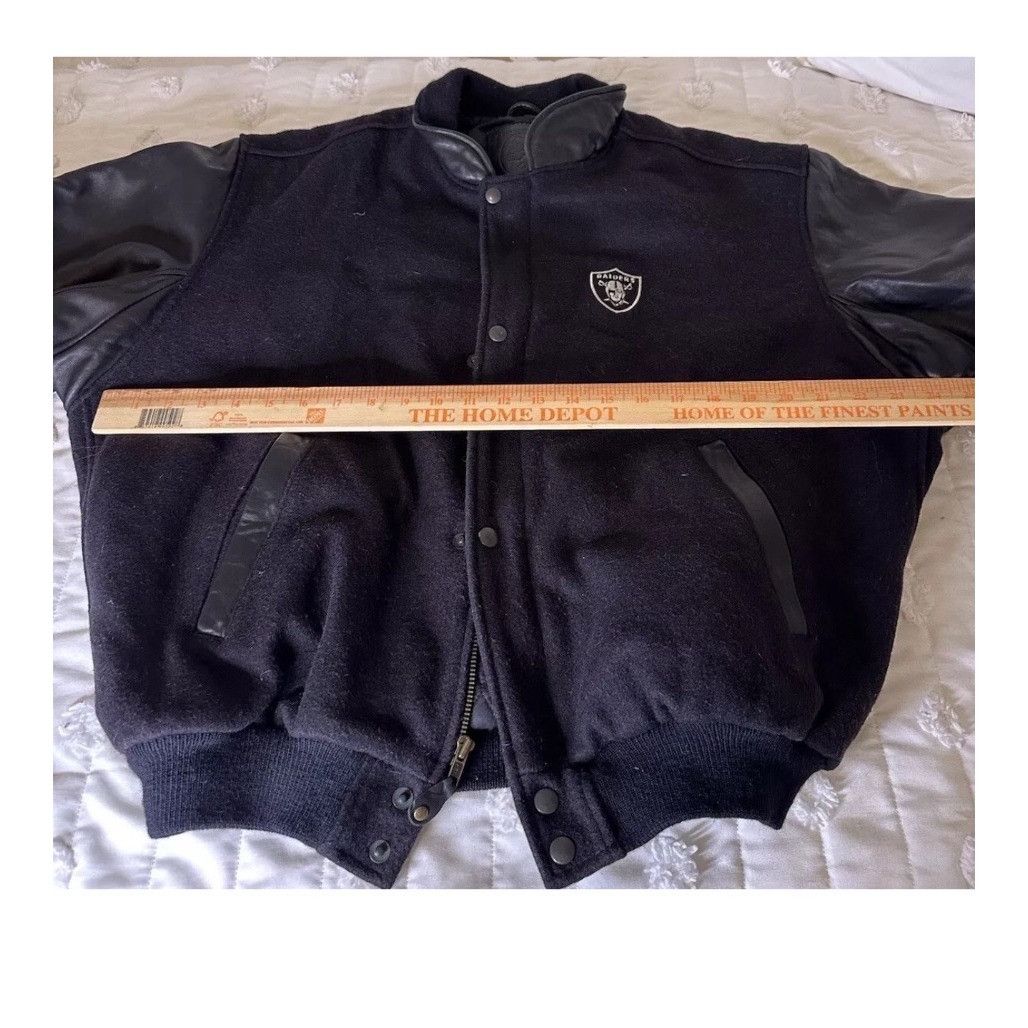 Other Raiders Black Wool & Leather Varsity Jacket With Logo Patch Size US L / EU 52-54 / 3 - 4 Thumbnail