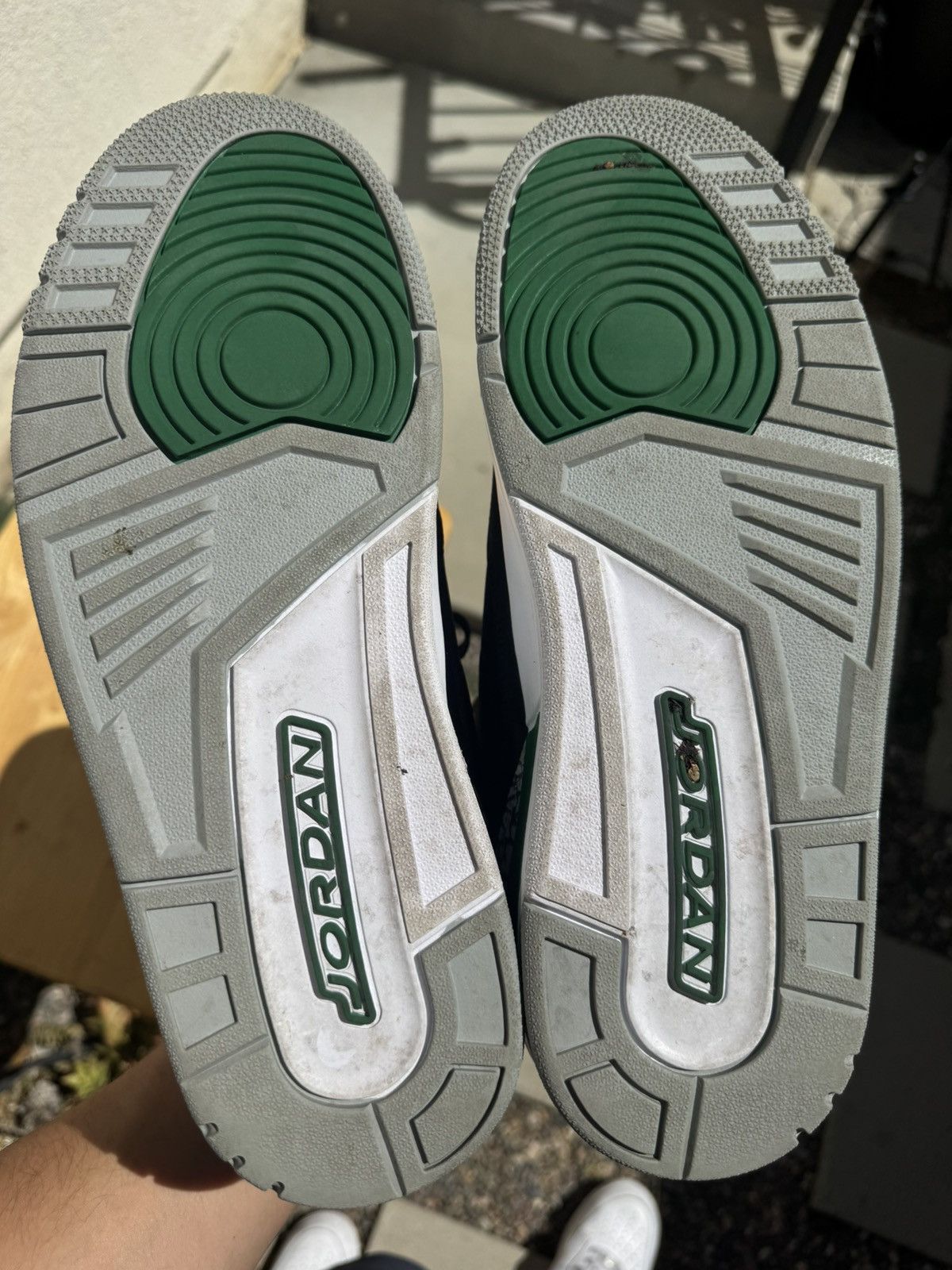 Jordan Brand Pine Green Jordan 3 Size US 11.5 / EU 44-45 - 4 Thumbnail