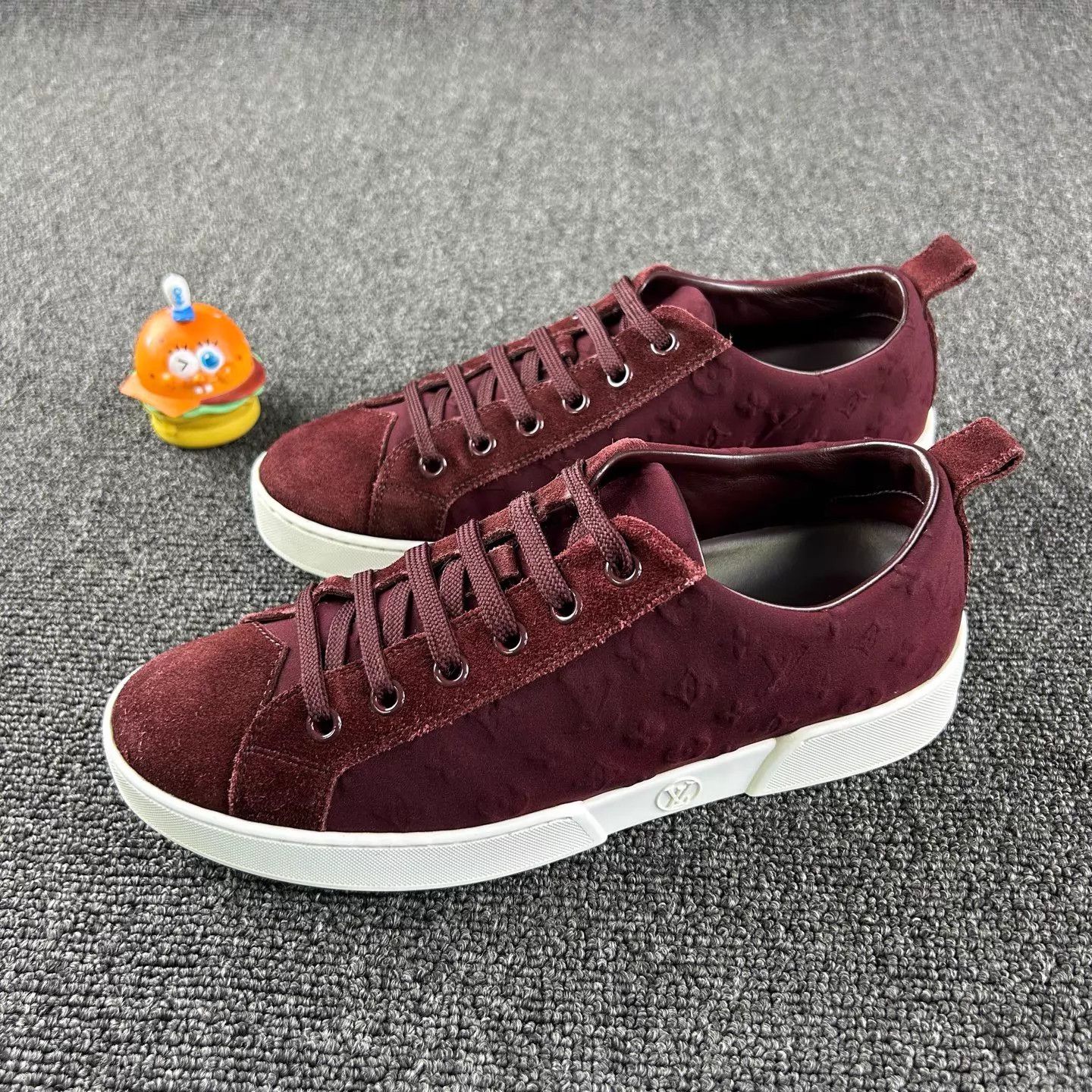 Louis Vuitton LV embossed logo burgundy suede sneakers 35.5 Size US 5 / IT 35 - 1 Thumbnail