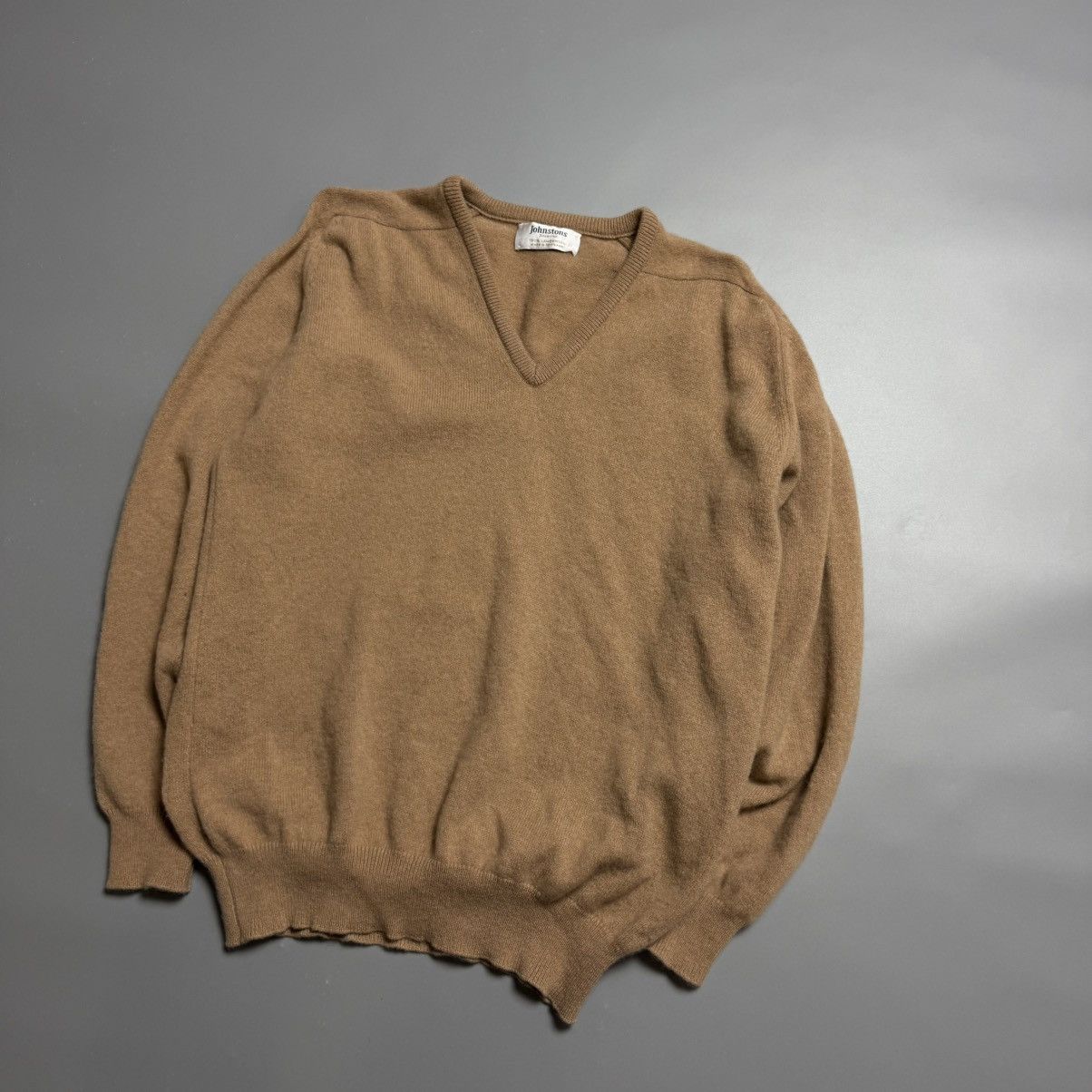 Johnstons Of Elgin Vintage Sweater Johnstons LambsWool Size US L / EU 52-54 / 3 - 2 Thumbnail