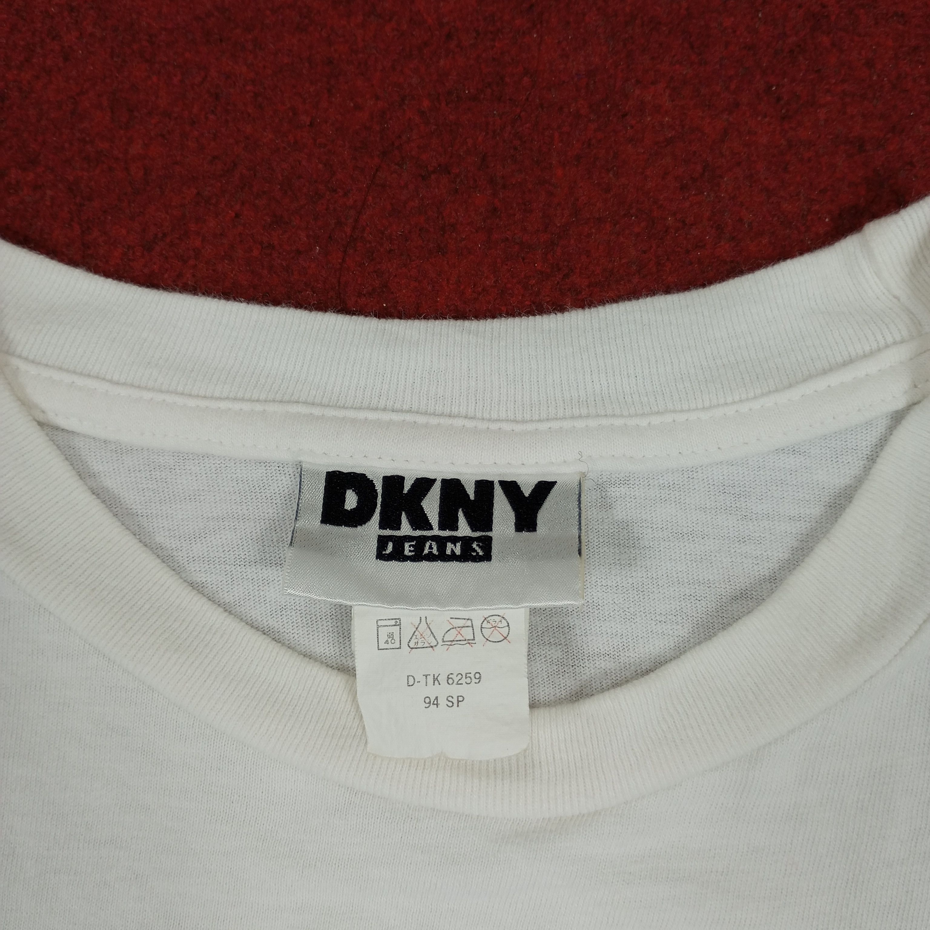 DKNY × Vintage DKNY Jeans Streetwear Style Vintage Tshirt Size US XL / EU 56 / 4 - 5 Thumbnail