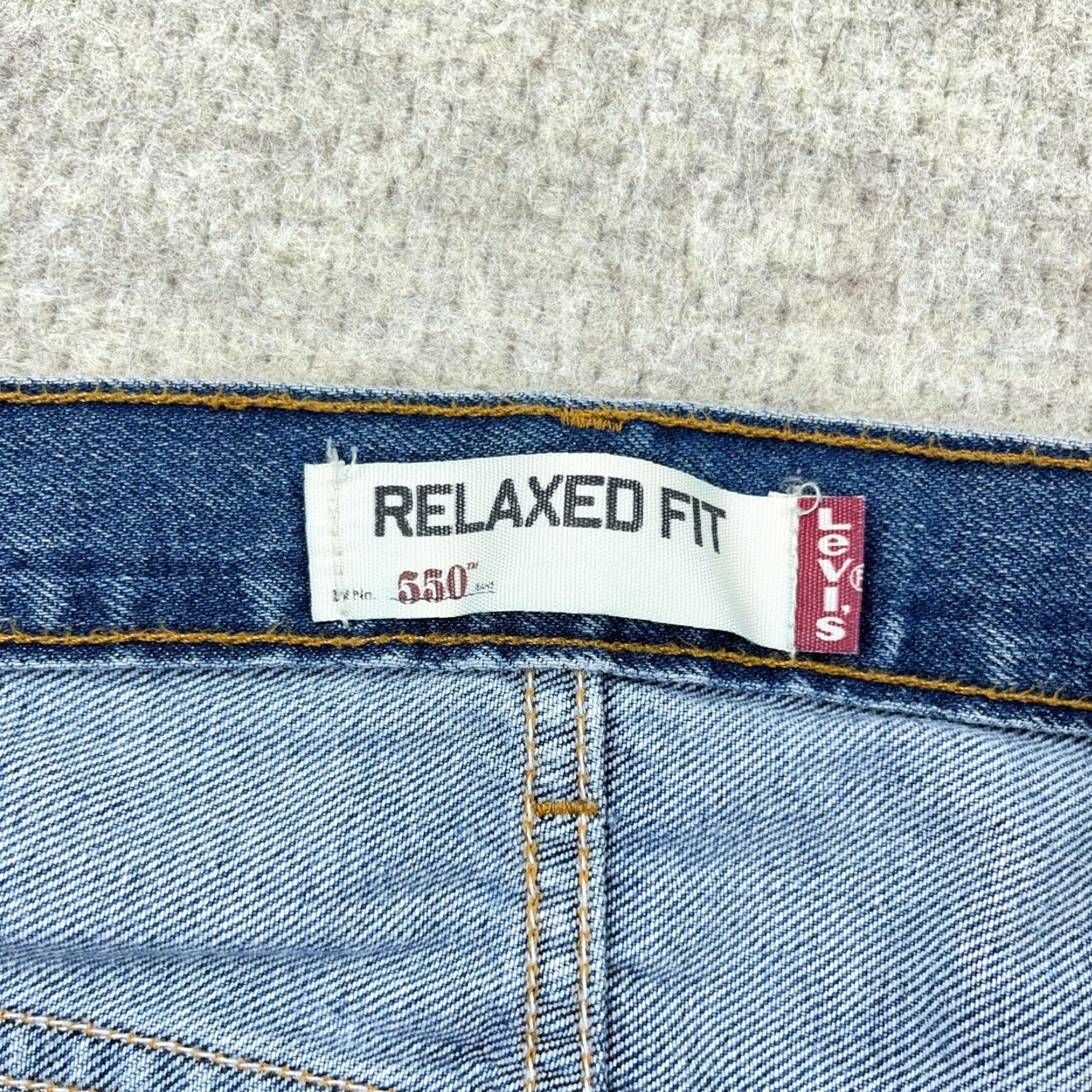 Levi's VINTAGE Levi's 550 Jeans Men's 42x32 Relaxed Fit Straight Leg Blue Y2K Grunge Size US 42 / EU 58 - 4 Thumbnail