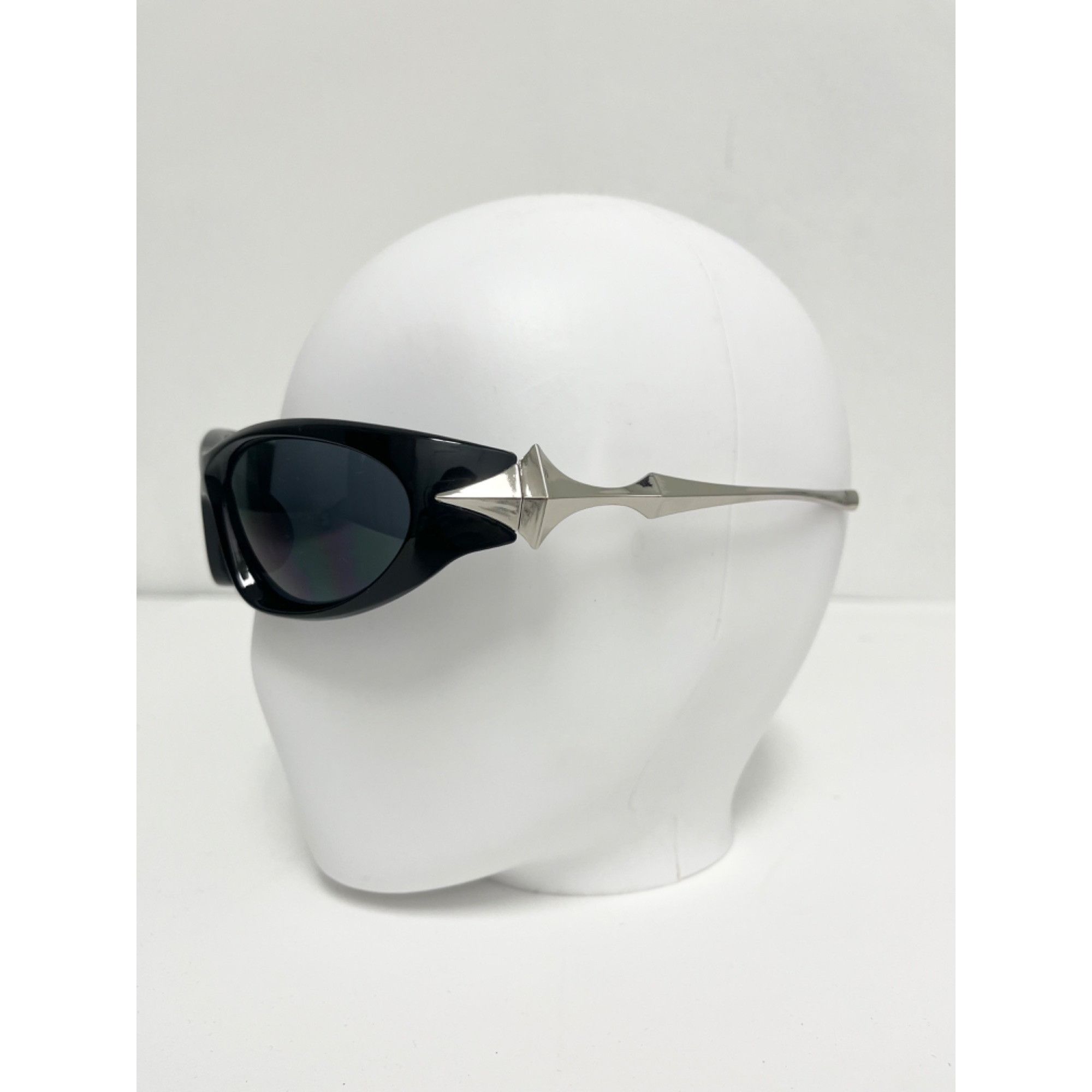 Other Y2K Black Star Punk Sunglasses Size ONE SIZE - 1 Thumbnail