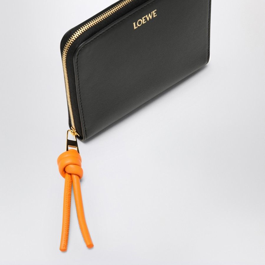 Loewe o1d2blof0824 Size: OS / Knot Compact Zipped Leather Wallet Size ONE SIZE - 4 Thumbnail