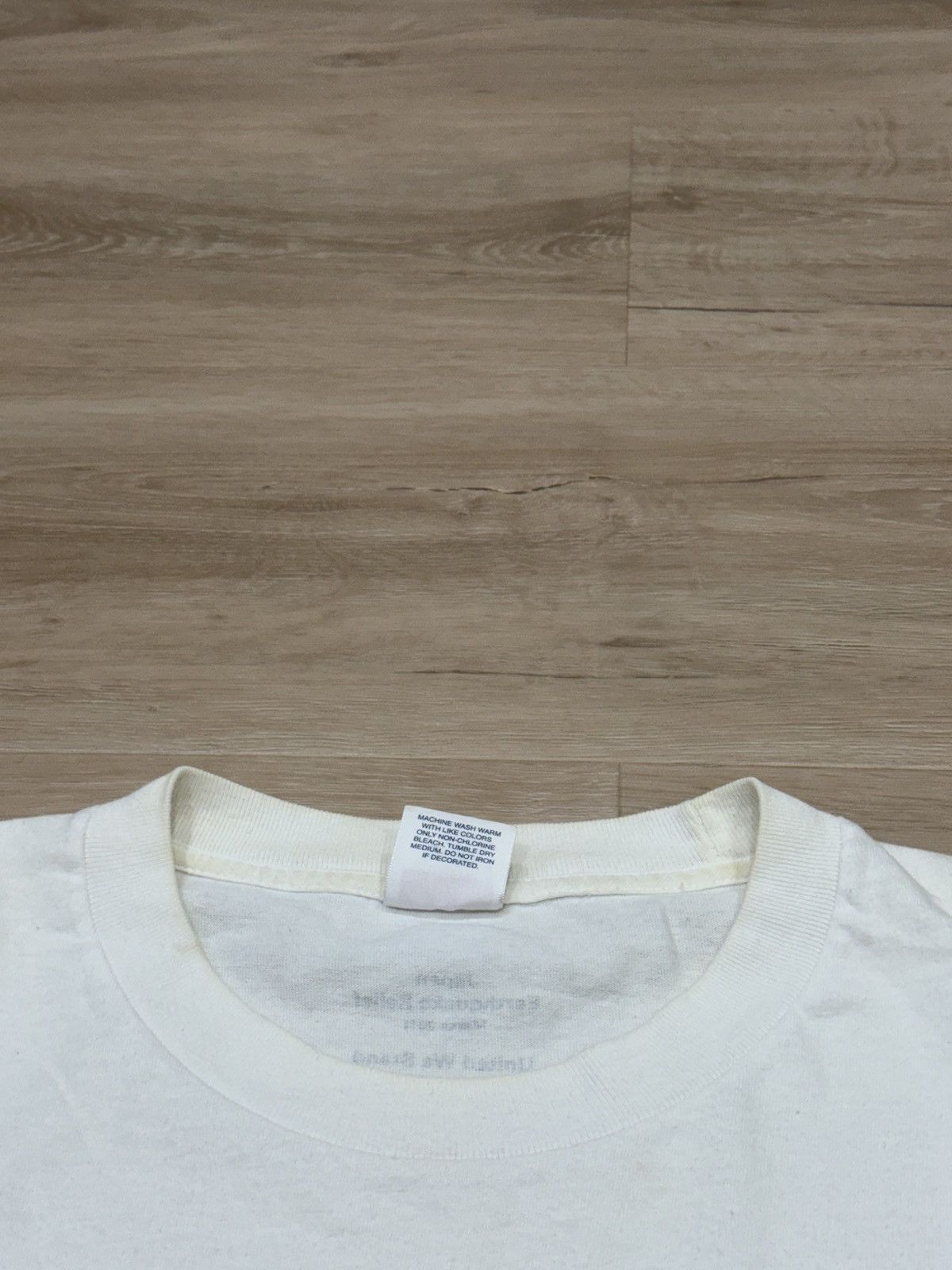 Supreme Supreme 2011 Japan Relief Box Logo Tee Size US L / EU 52-54 / 3 - 7 Thumbnail