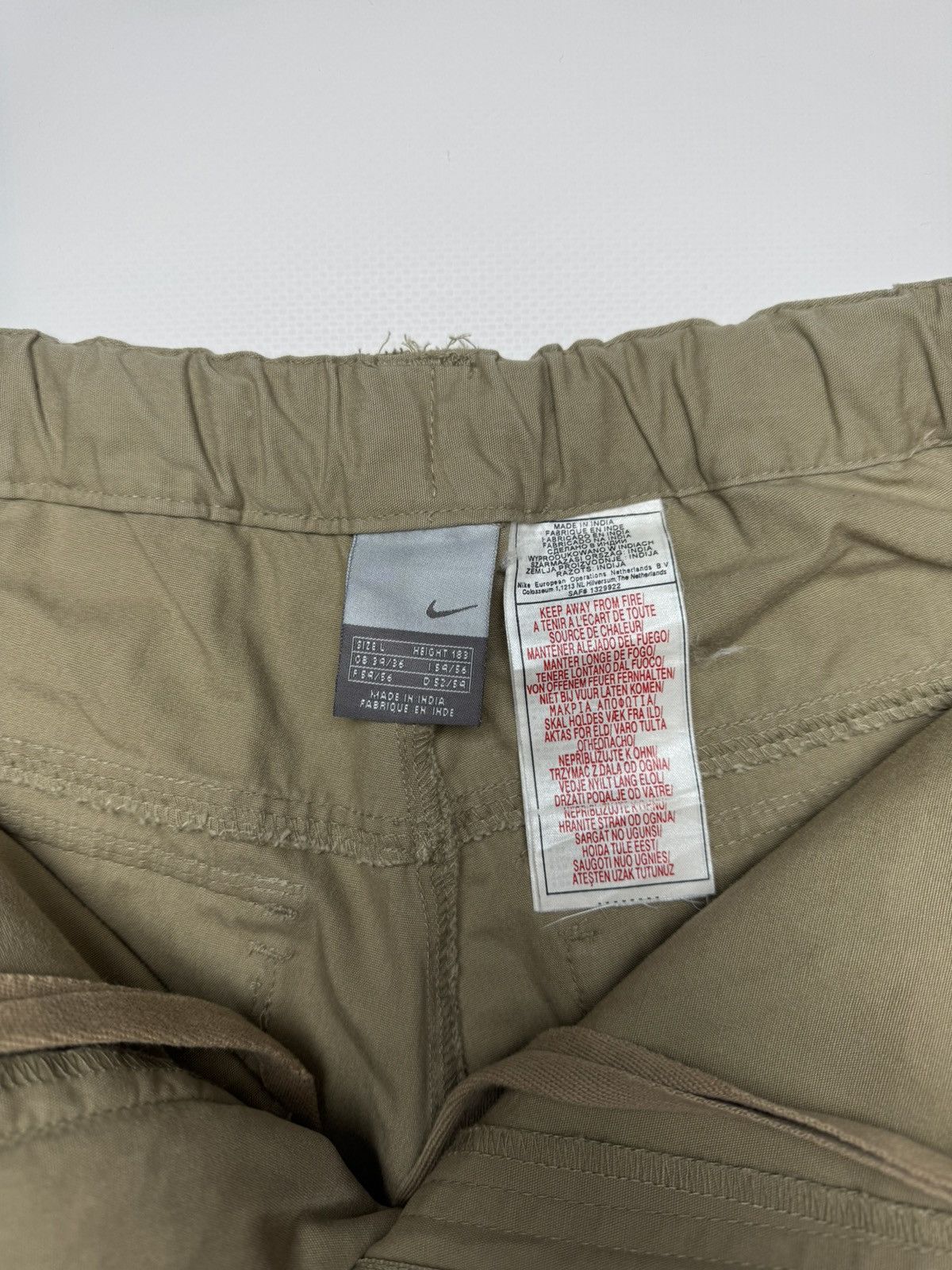 Nike Vintage Nike Gorpcore Khaki Cargo Pants Size US 34 / EU 50 - 3 Thumbnail