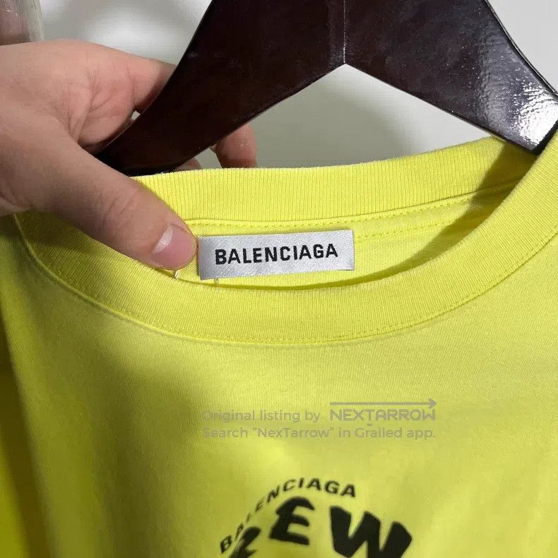 Balenciaga Balenciaga Crew Short Sleeve Size US L / EU 52-54 / 3 - 3 Thumbnail