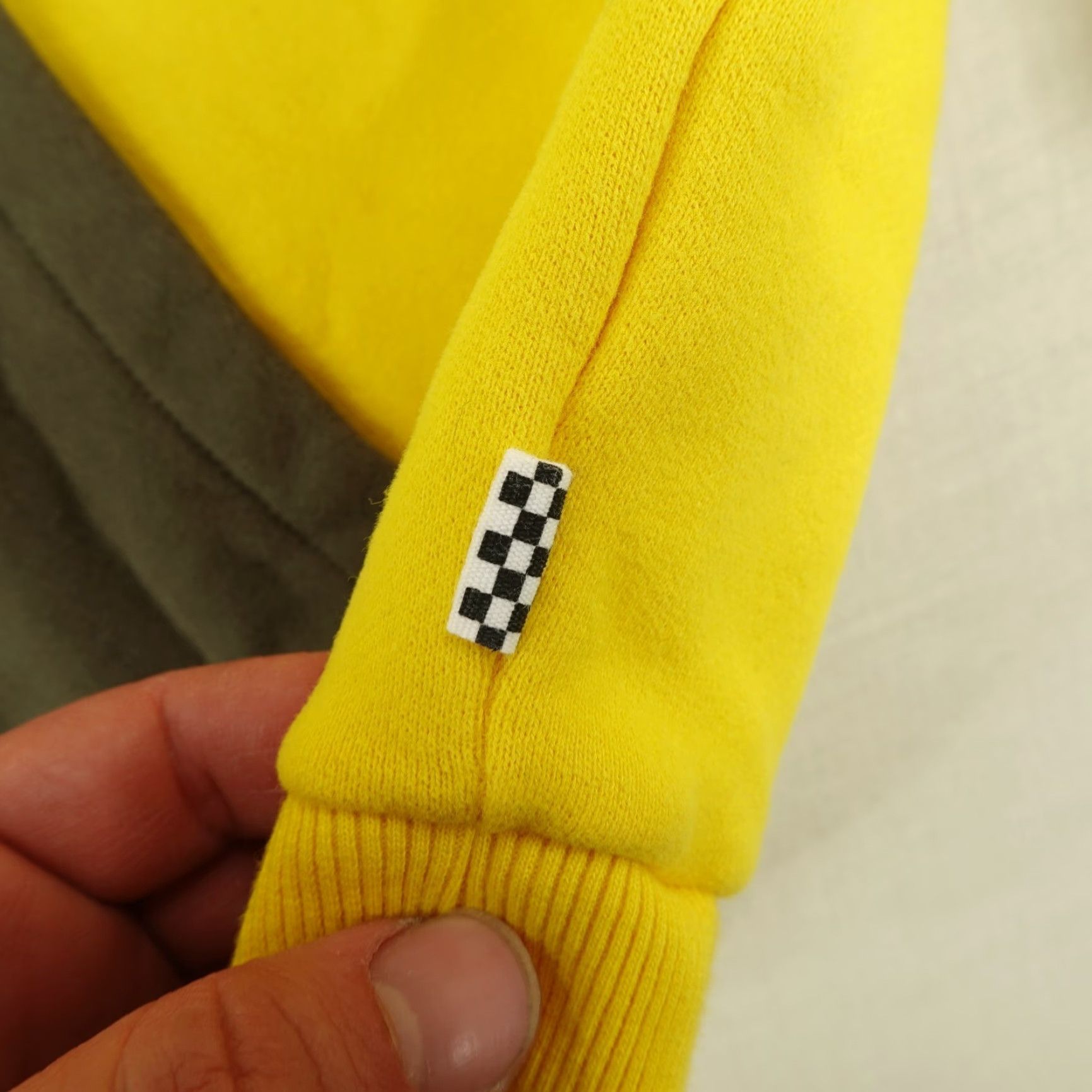 Vans Vans Hoodie Womens Small Yellow Skateboarding Pullover Sweatshirt Logo Knit Sweatshirt Size S / US 4 / IT 40 - 5 Thumbnail
