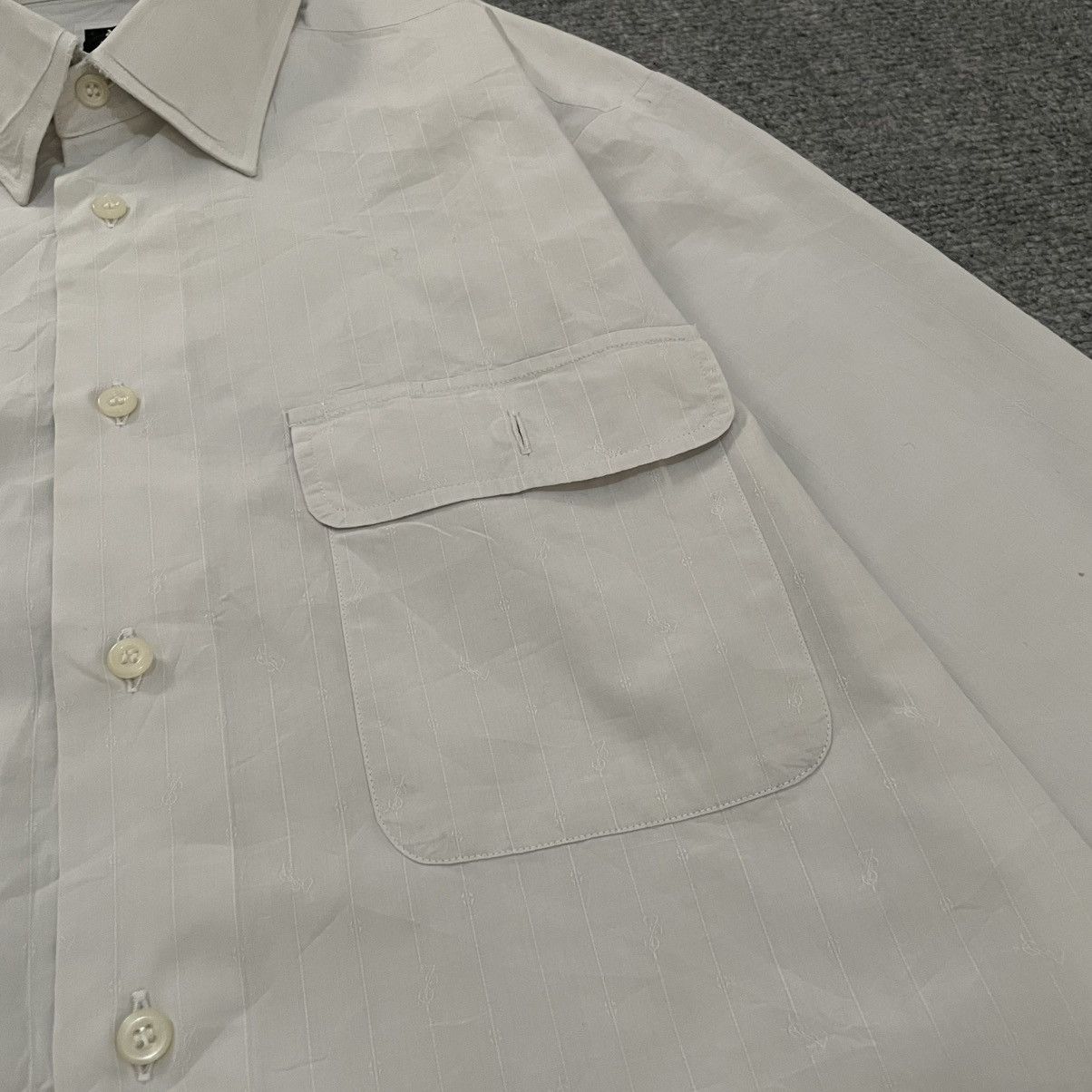 Yves Saint Laurent Yves Saint Laurent Shirt Button Up Size US L / EU 52-54 / 3 - 5 Thumbnail