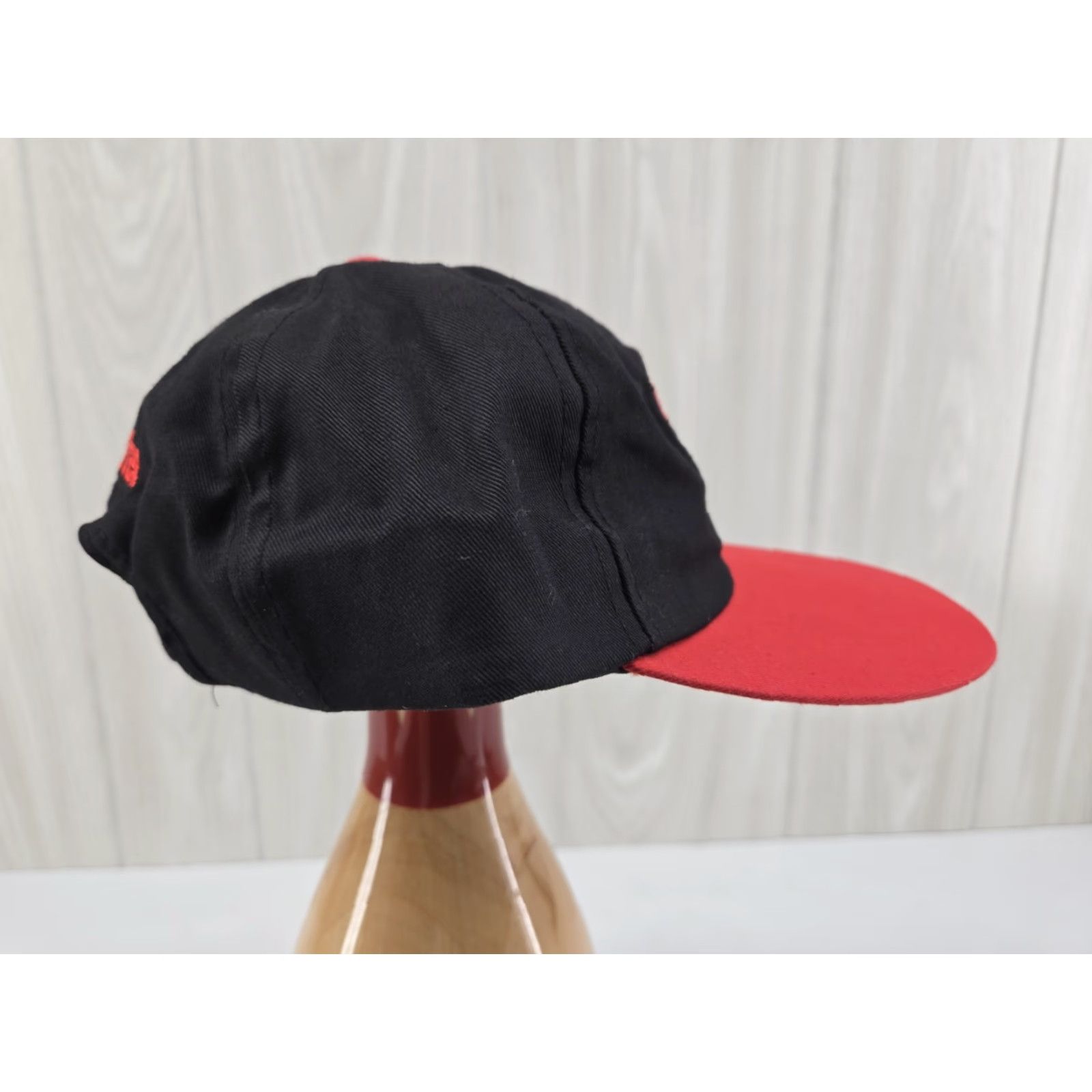 Vintage VINTAGE Looney Tunes Sylvester Black & Red Baseball Cap Men Adjustable Canvas Cap 1993 90s Cartoon USA Size ONE SIZE - 5 Thumbnail