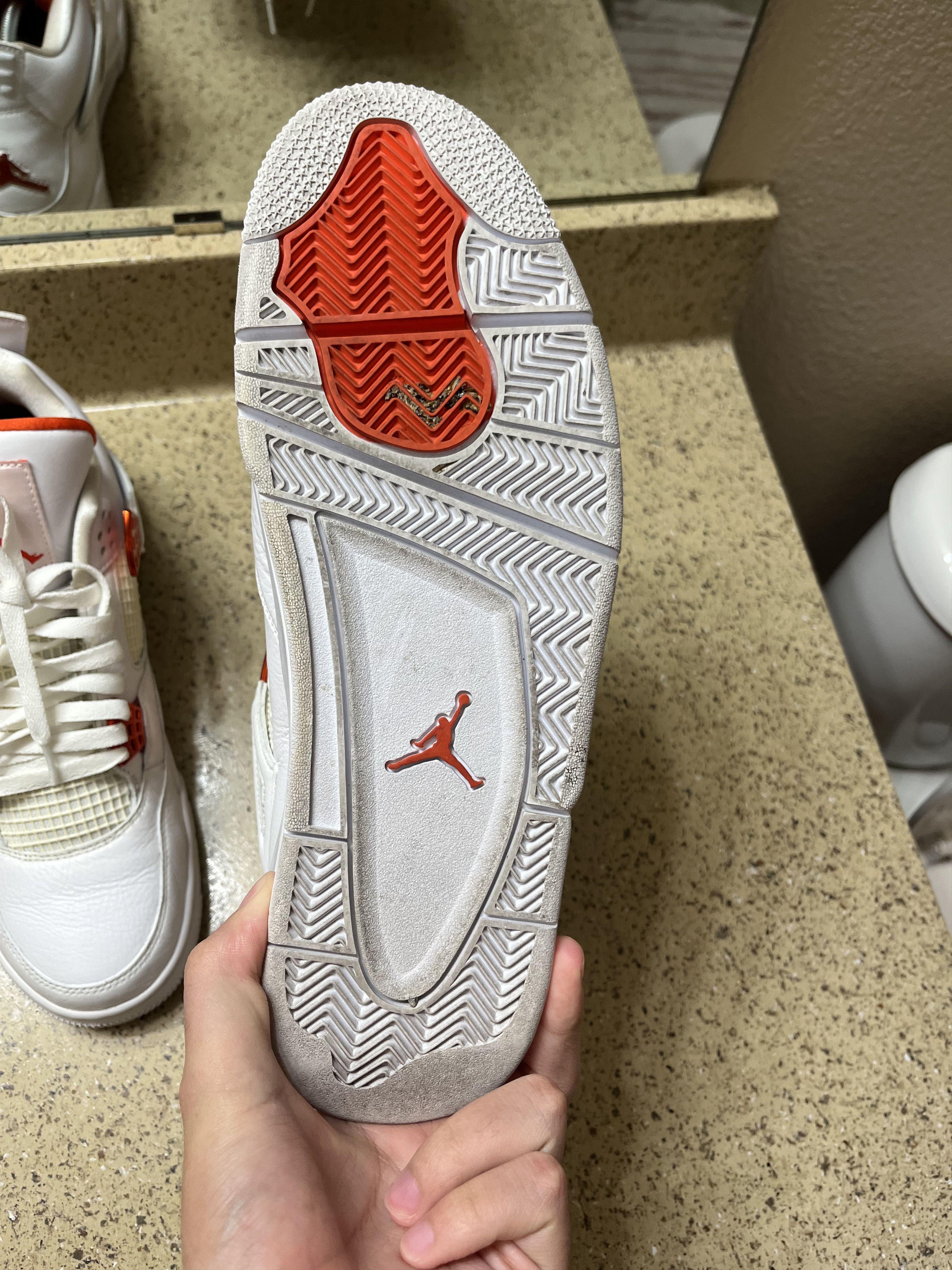 Jordan Brand Jordan 4 orange metallic Size US 11 / EU 44 - 8 Thumbnail