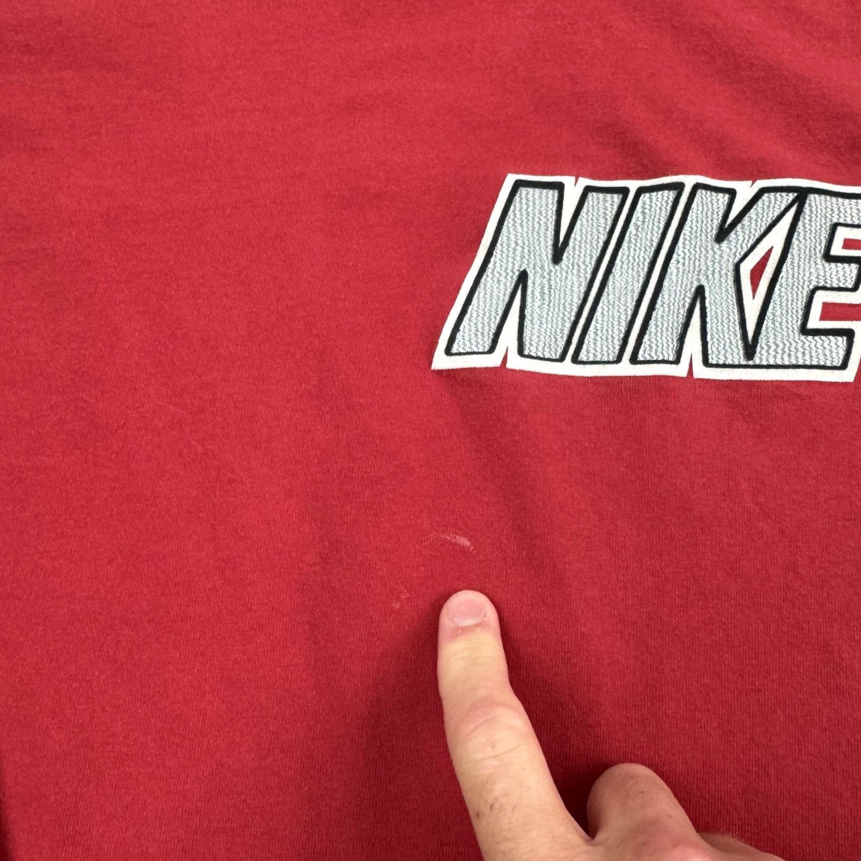 Nike VINTAGE Nike Long Sleeve Shirt Men XL Red Embroidered Grunge 90s Concert Style Crew Neck (Embroidered Silver Tag) Size US XL / EU 56 / 4 - 4 Thumbnail