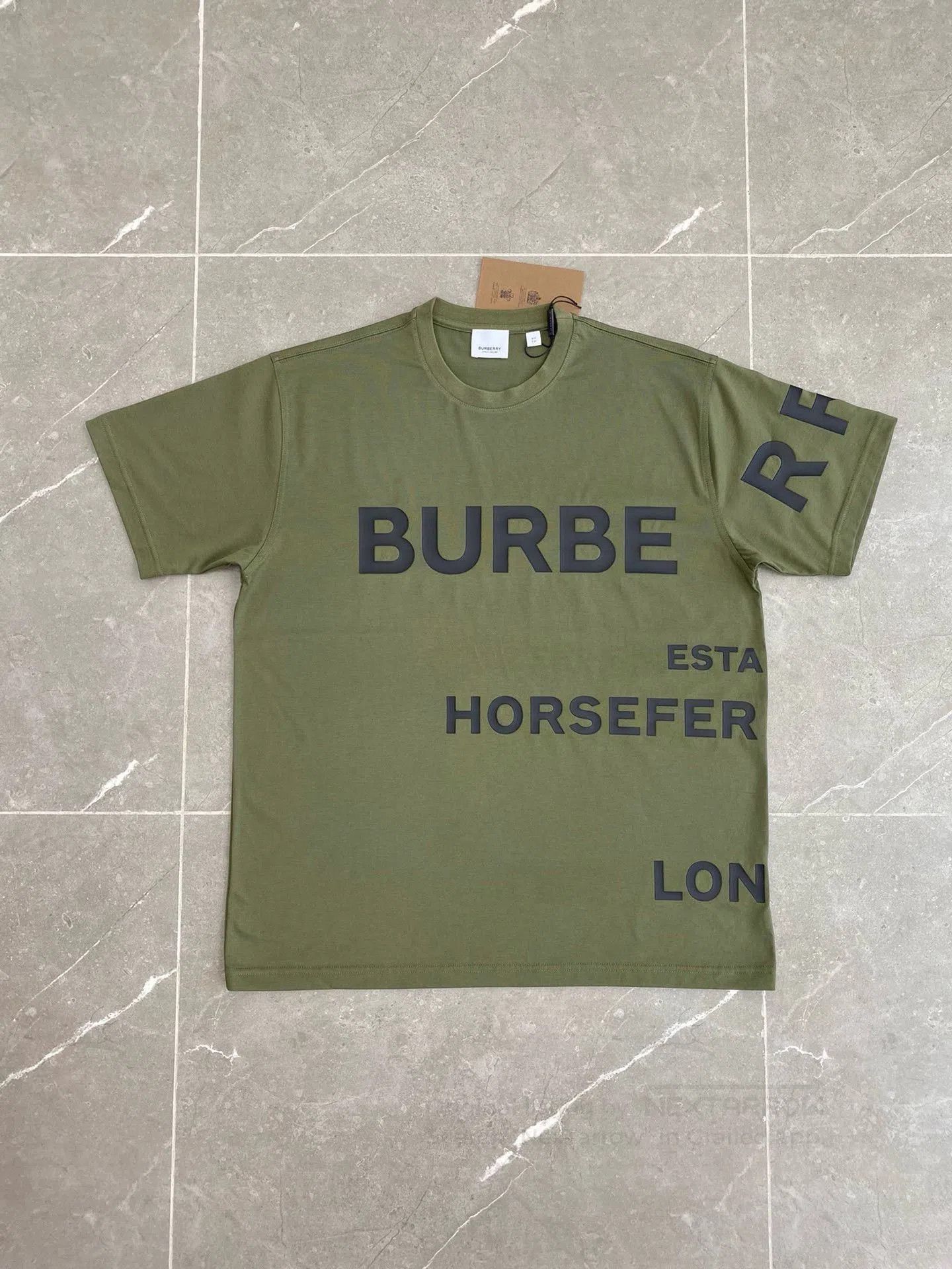 Burberry Burberry Horseferry Crew Neck T-Shirt. Size US S / EU 44-46 / 1 - 1 Thumbnail