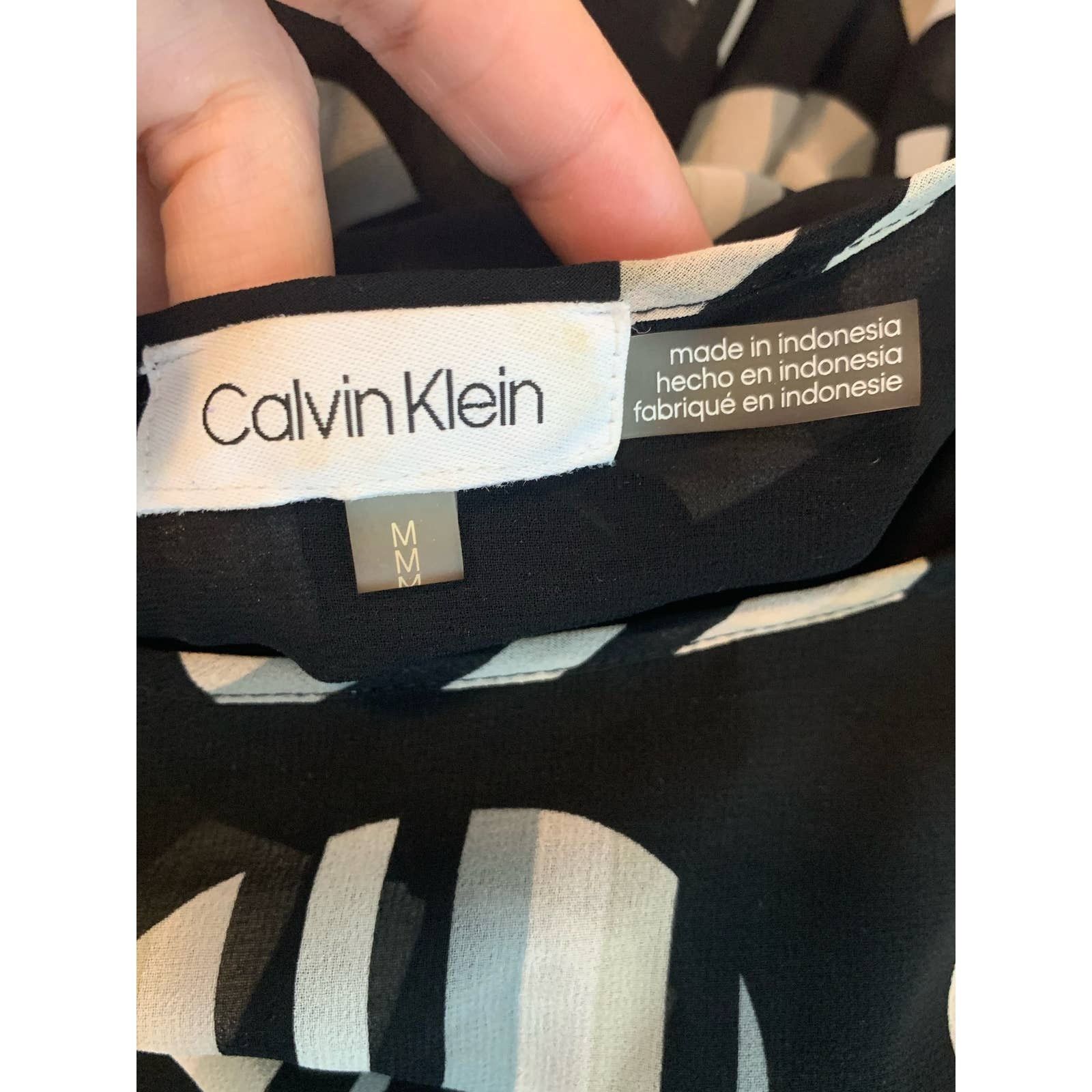 Calvin Klein Calvin Klein Geometric Pattern Long Sleeves Blouse Size M Size M / US 6-8 / IT 42-44 - 3 Thumbnail