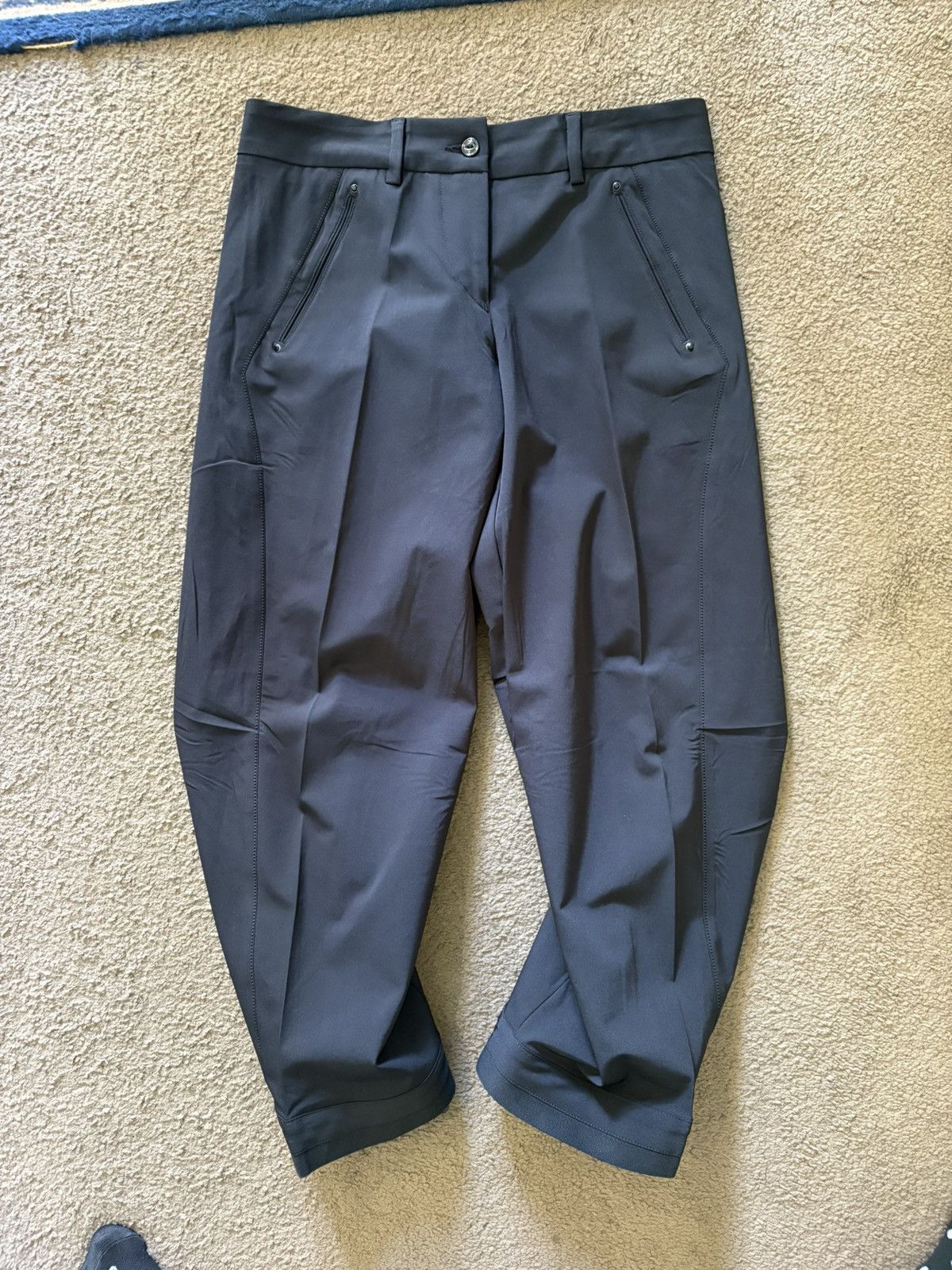 Marithe + Francois Girbaud Marithé + François Girbaud Tech Cargo Pant Size 25" / US 0 / IT 36 - 5 Thumbnail