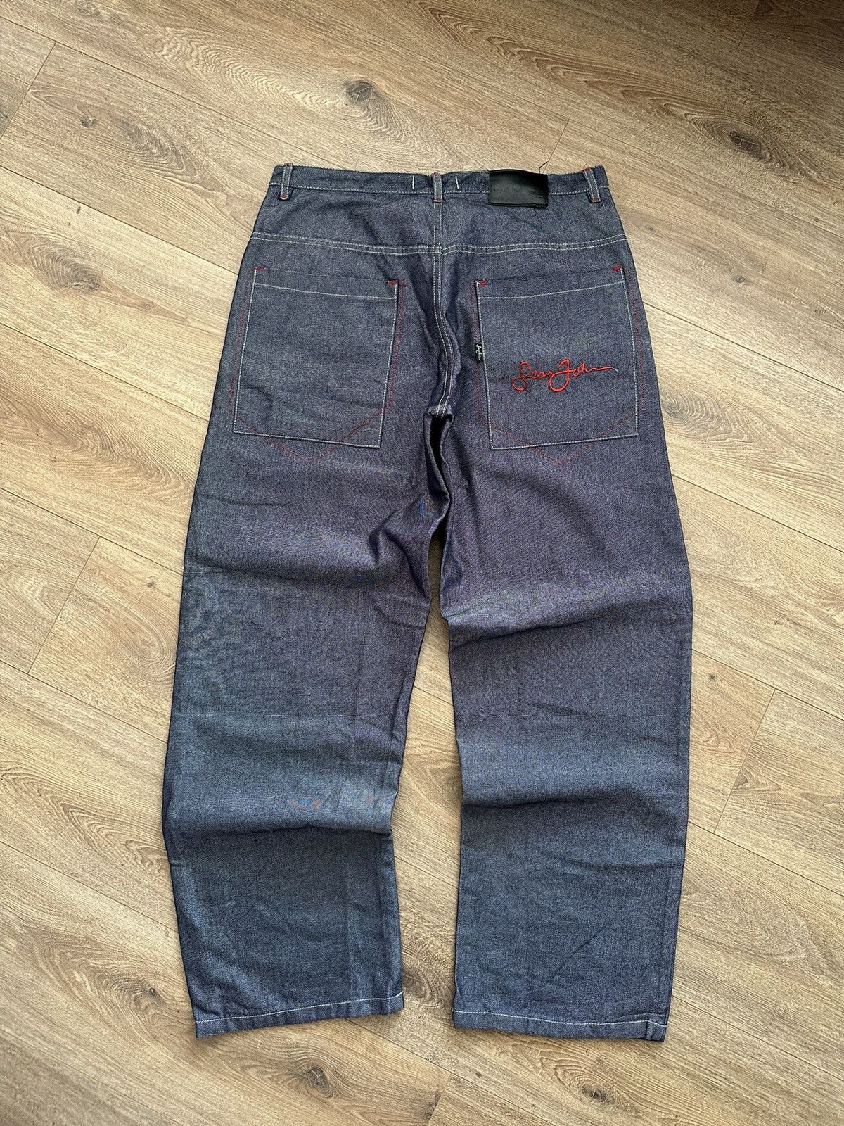Sean John 🔥VINTAGE SEAN JOHN BAGGY Y2K JEANS🔥 Size US 34 / EU 50 - 1 Thumbnail