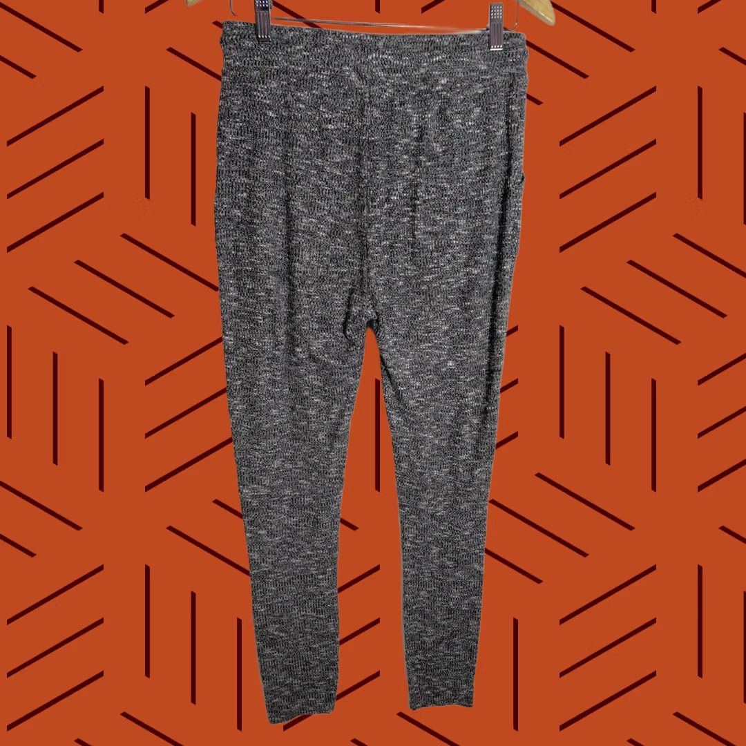 Gymshark GYMSHARK Joggers Gray Knit Pants Solid Regular Women Size L Size 36" / US 14 / IT 50 - 1 Thumbnail