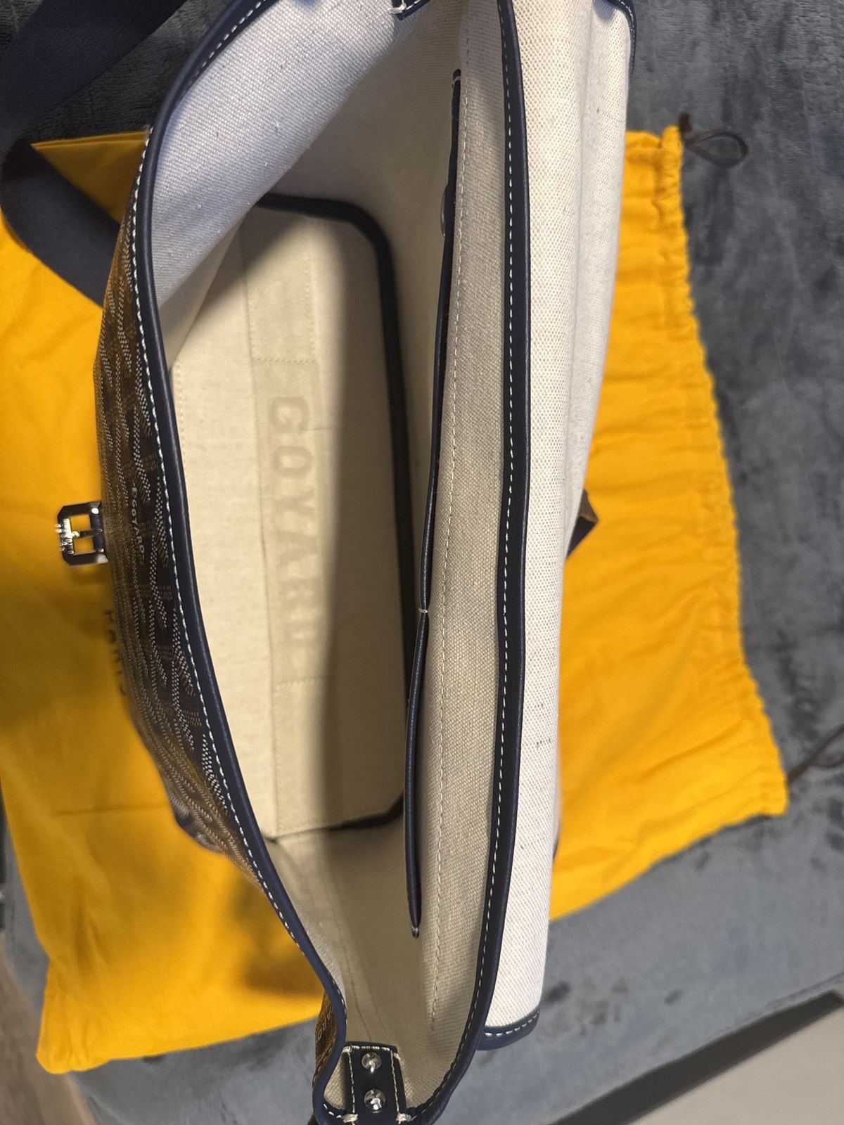 Goyard Captien MM Messenger Bag Size ONE SIZE - 7 Thumbnail