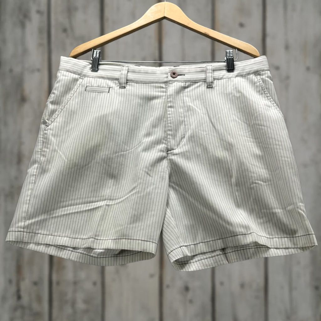 TravisMathew Travis Mathew Shorts Mens 38 Beige Stripe Chino Flat Front Golf Stretch 6 Inseam Size US 38 / EU 54 - 1 Thumbnail