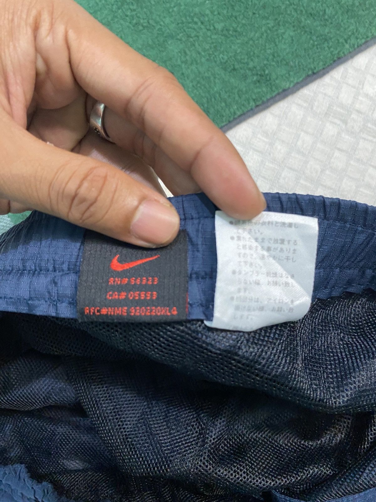 Carhartt Wip × Nike 💥 VINTAGE NIKE BAGGY ZIPPED 90S NYLON WIDE TRACK PANTS Y2K Size US 30 / EU 46 - 16 Thumbnail