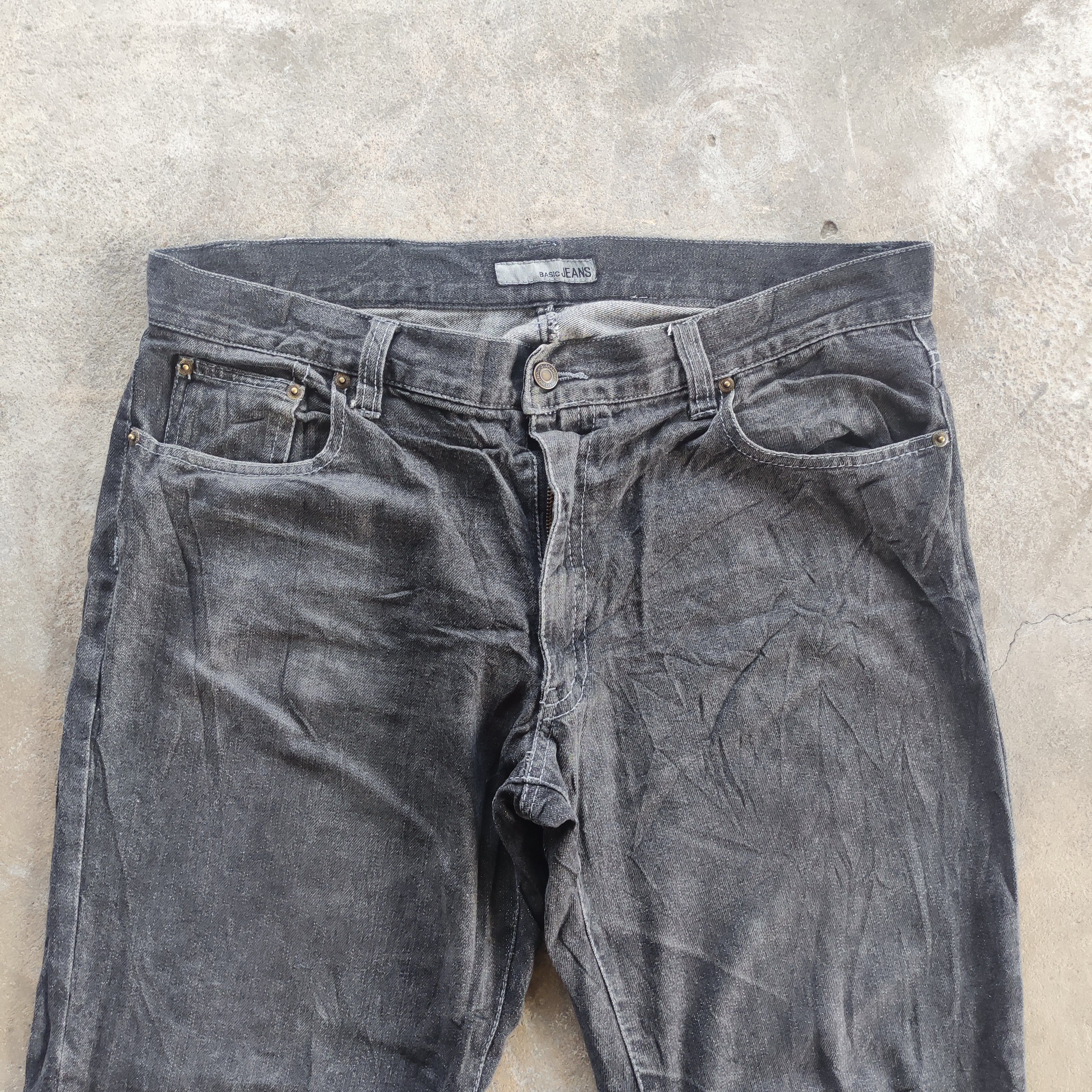 Japanese Brand Vintage Japanese Basic Jeans Brand Baggy Jeans Faded pants Size US 38 / EU 54 - 3 Thumbnail