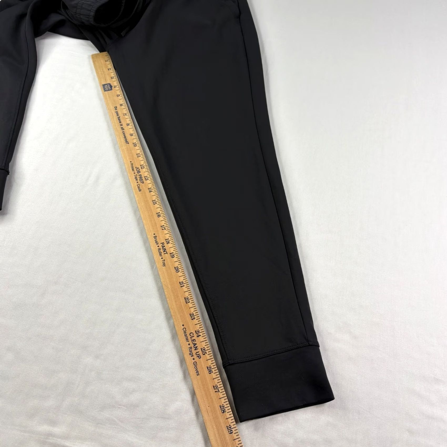 Rhone Rhone Jogger Pants Mens Large Black Tapered Athleisure Lounge Gym Slacks Style: Jogger Boots? Size US 33 - 7 Thumbnail